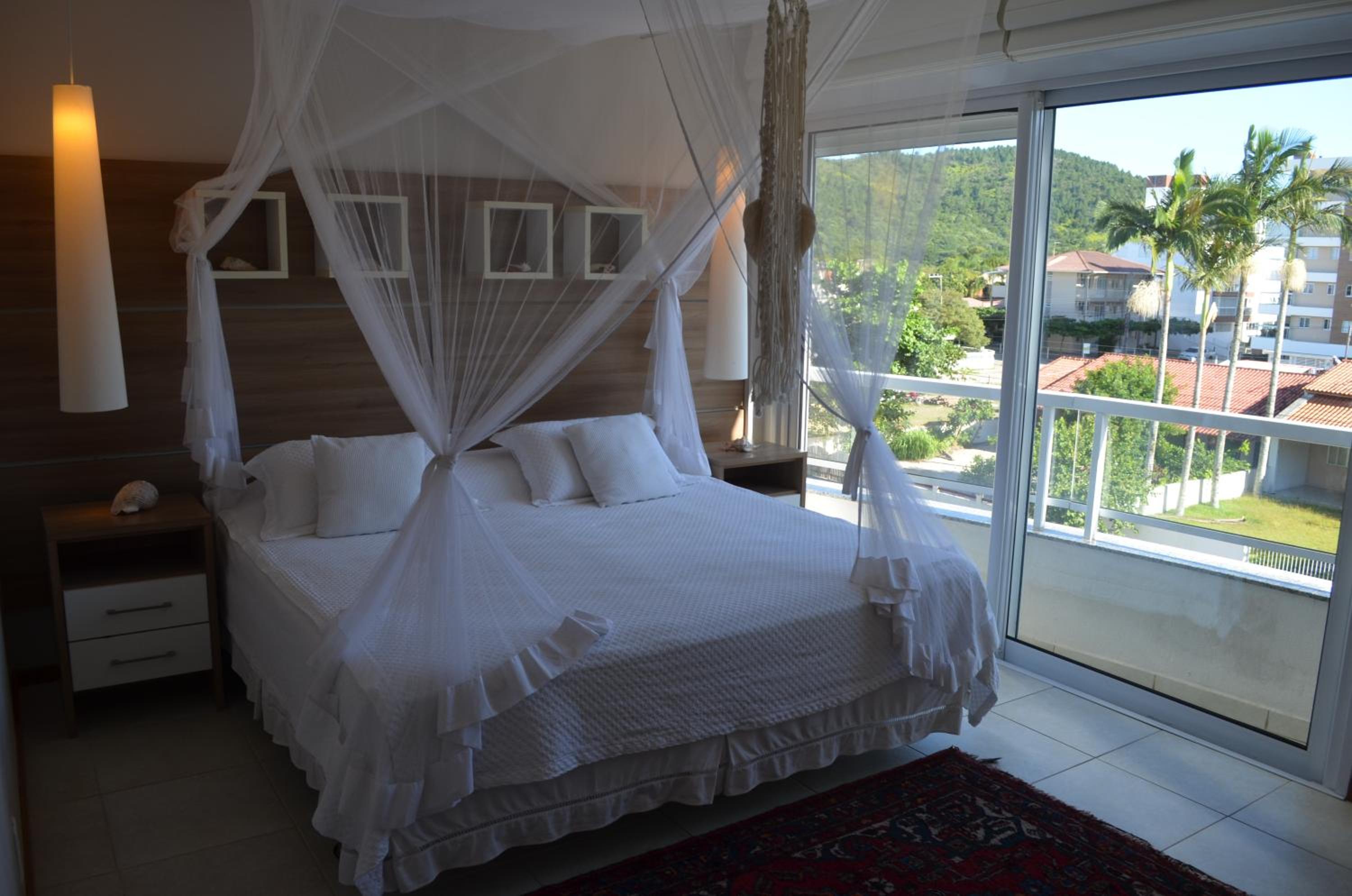 Apartment with Sea View photo 1