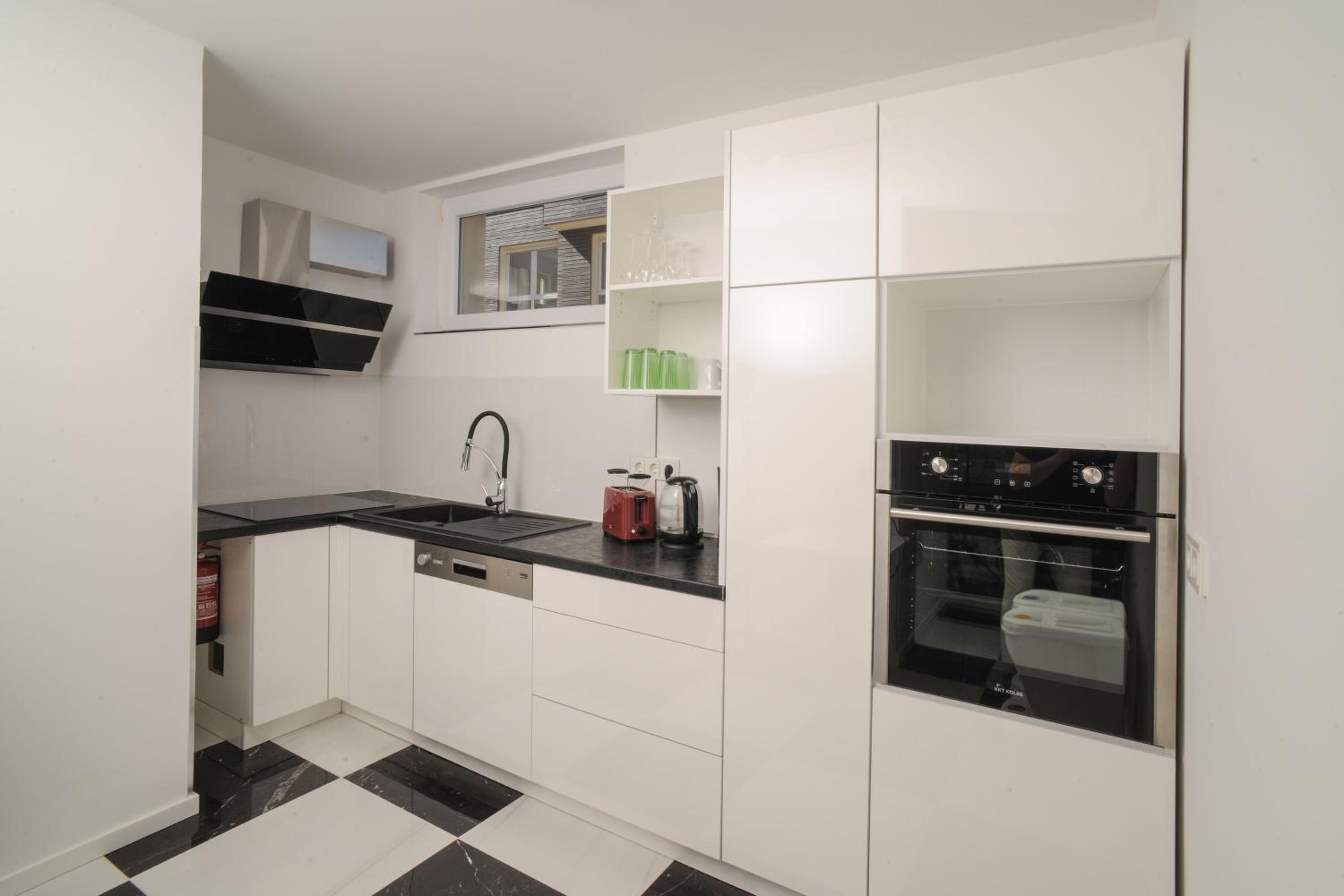 Two-Bedroom Apartment - Photo 6