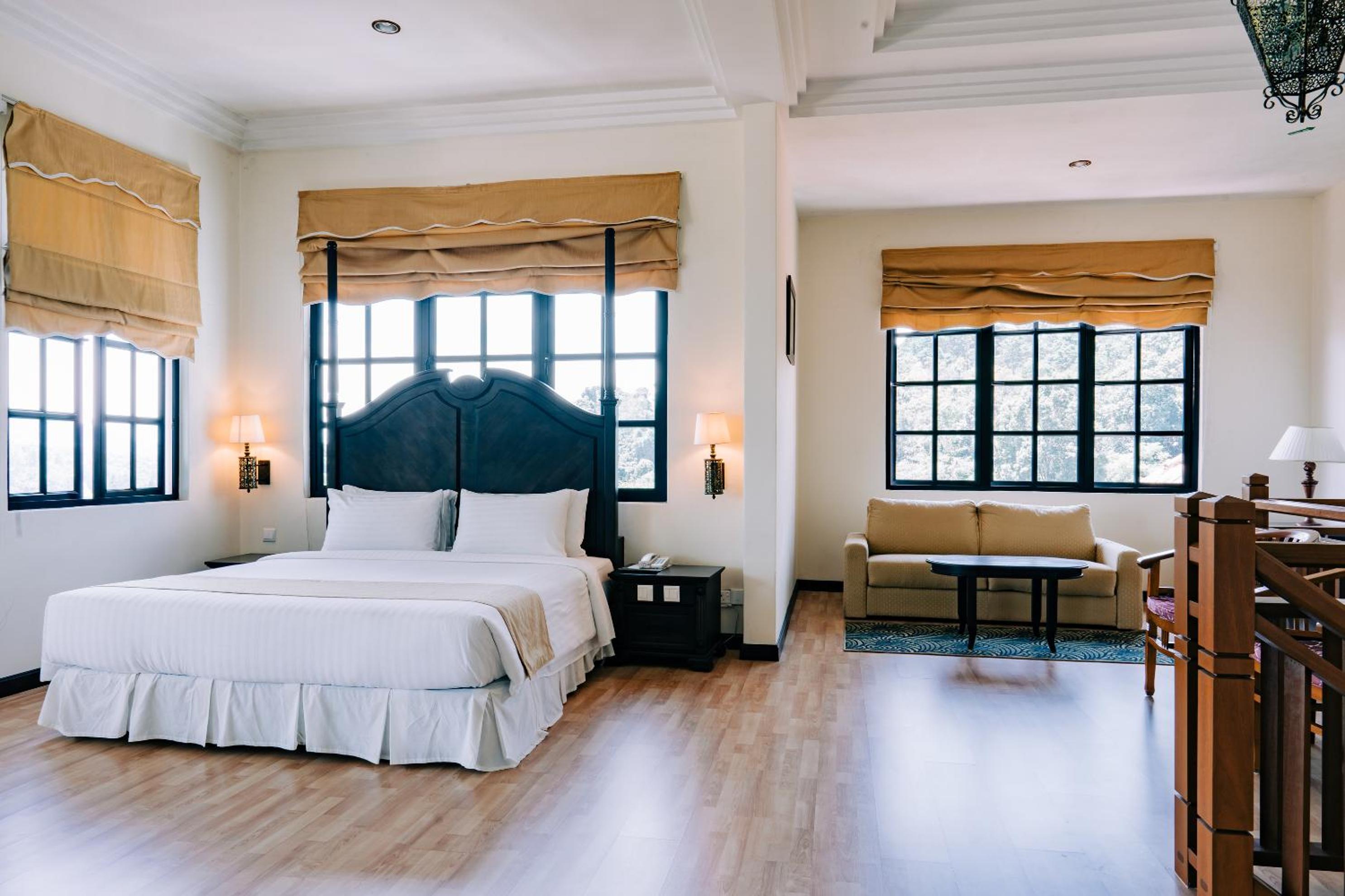 Penthouse Suite