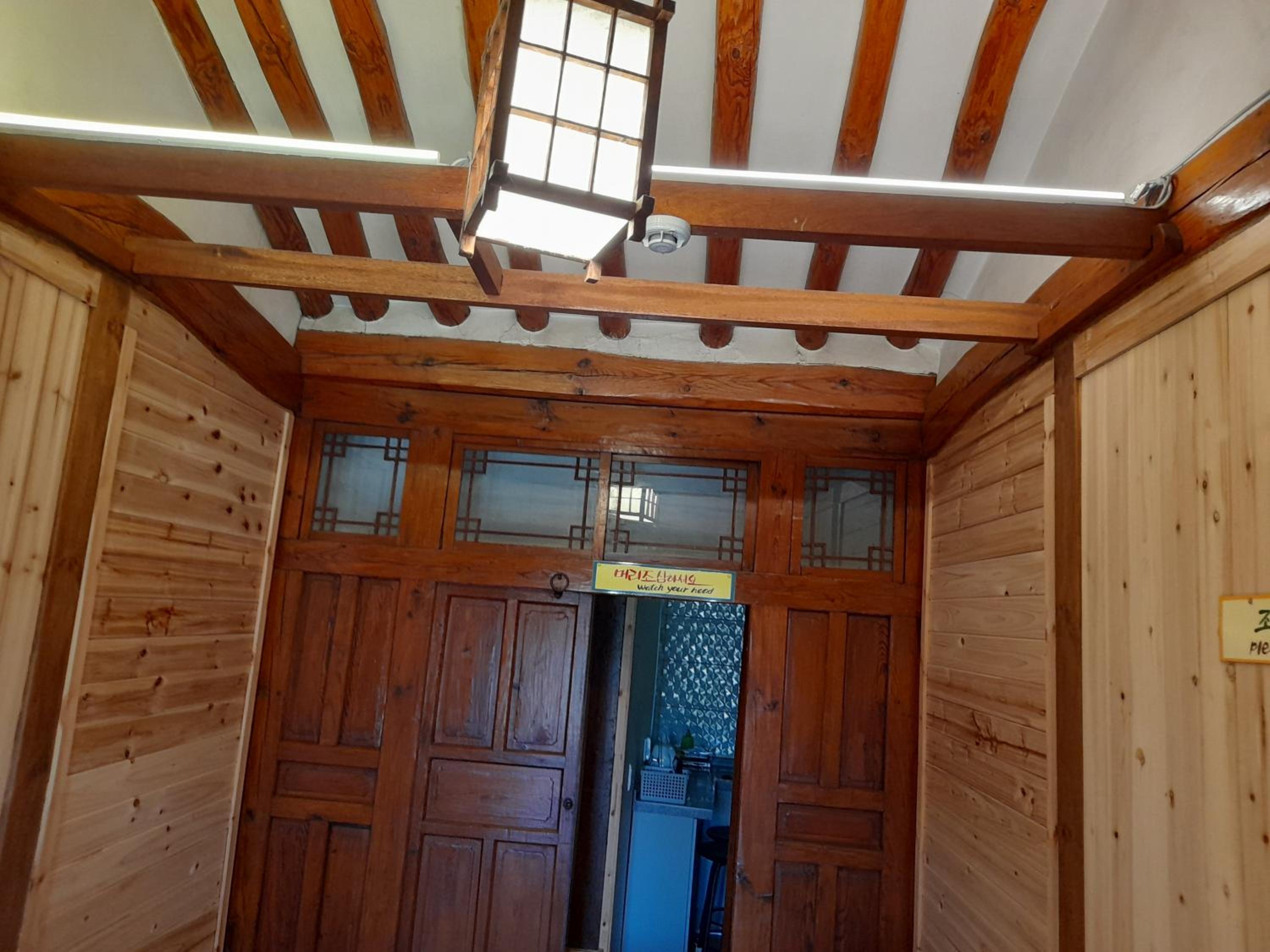 Deluxe Family Room - Photo 8