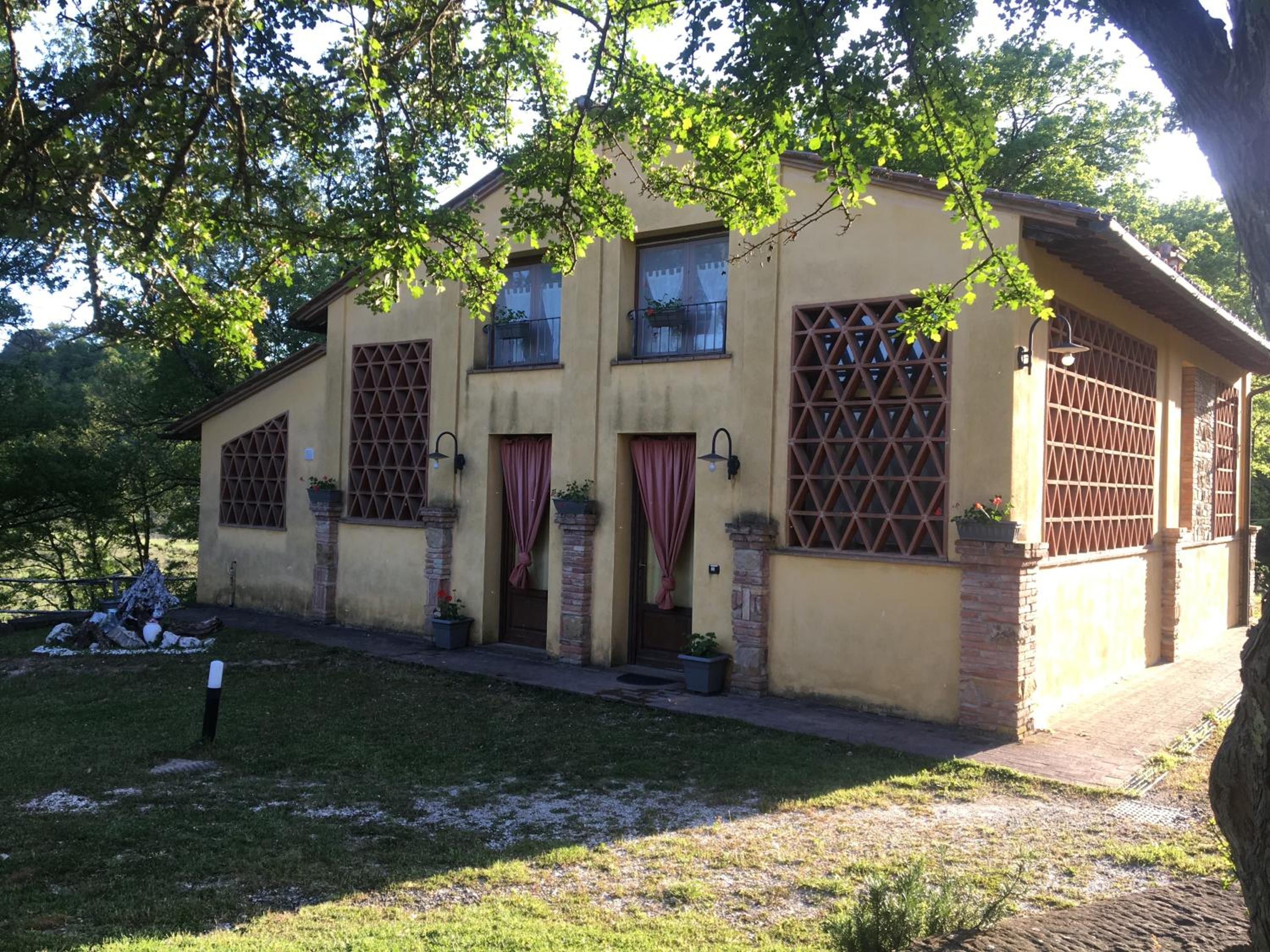 Three-Bedroom House - Photo 41