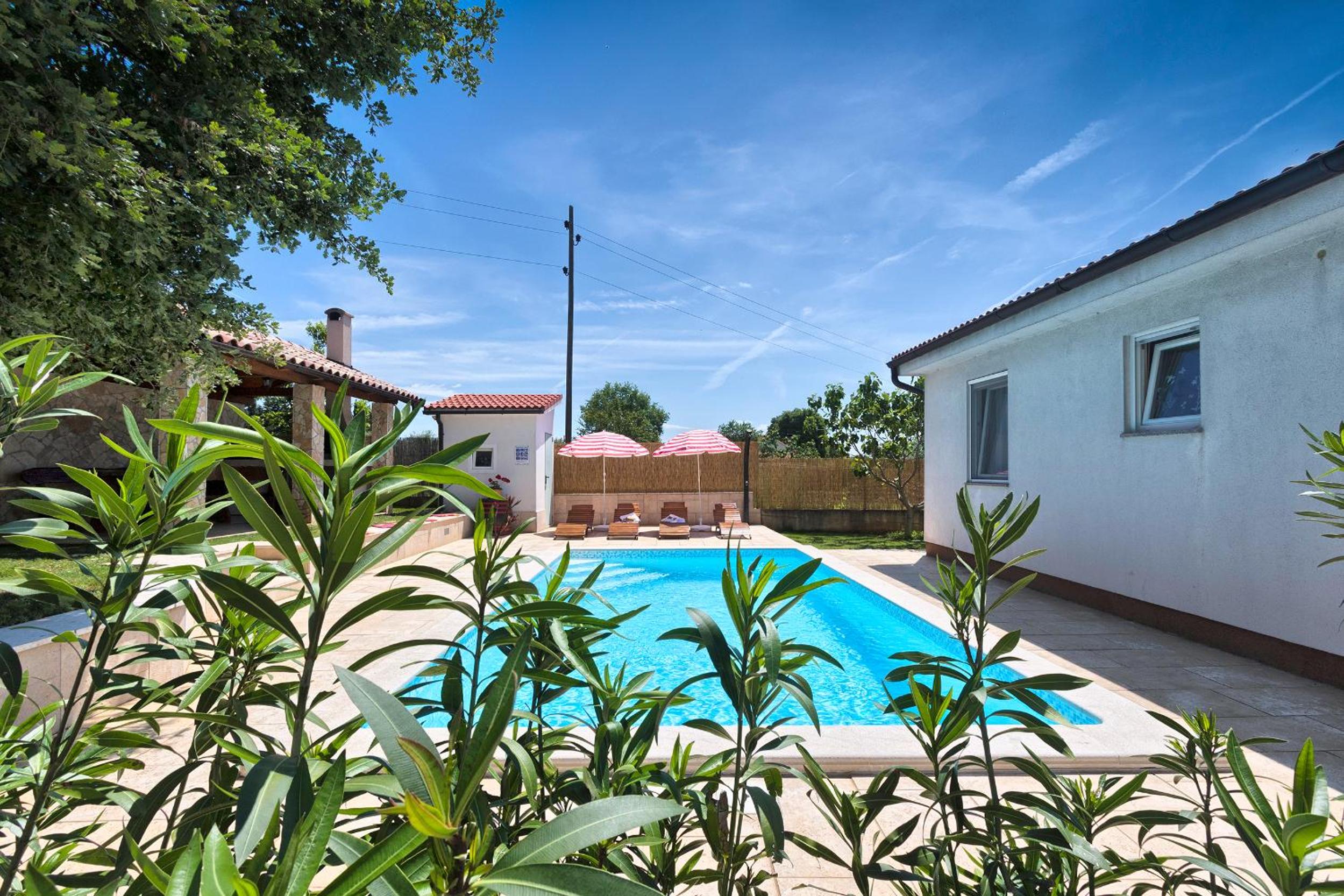 Villa with Private Pool photo 3
