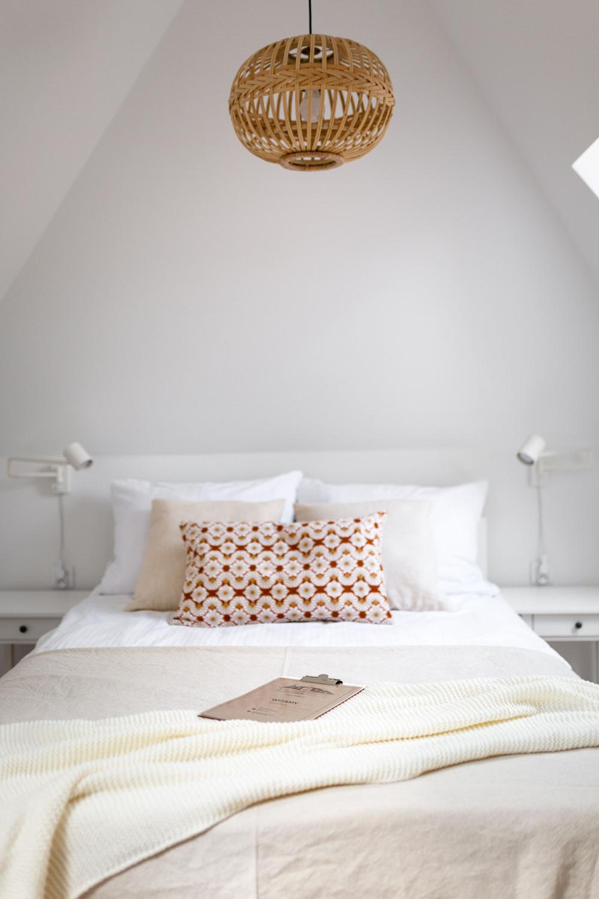 Small Double Room - Photo 10
