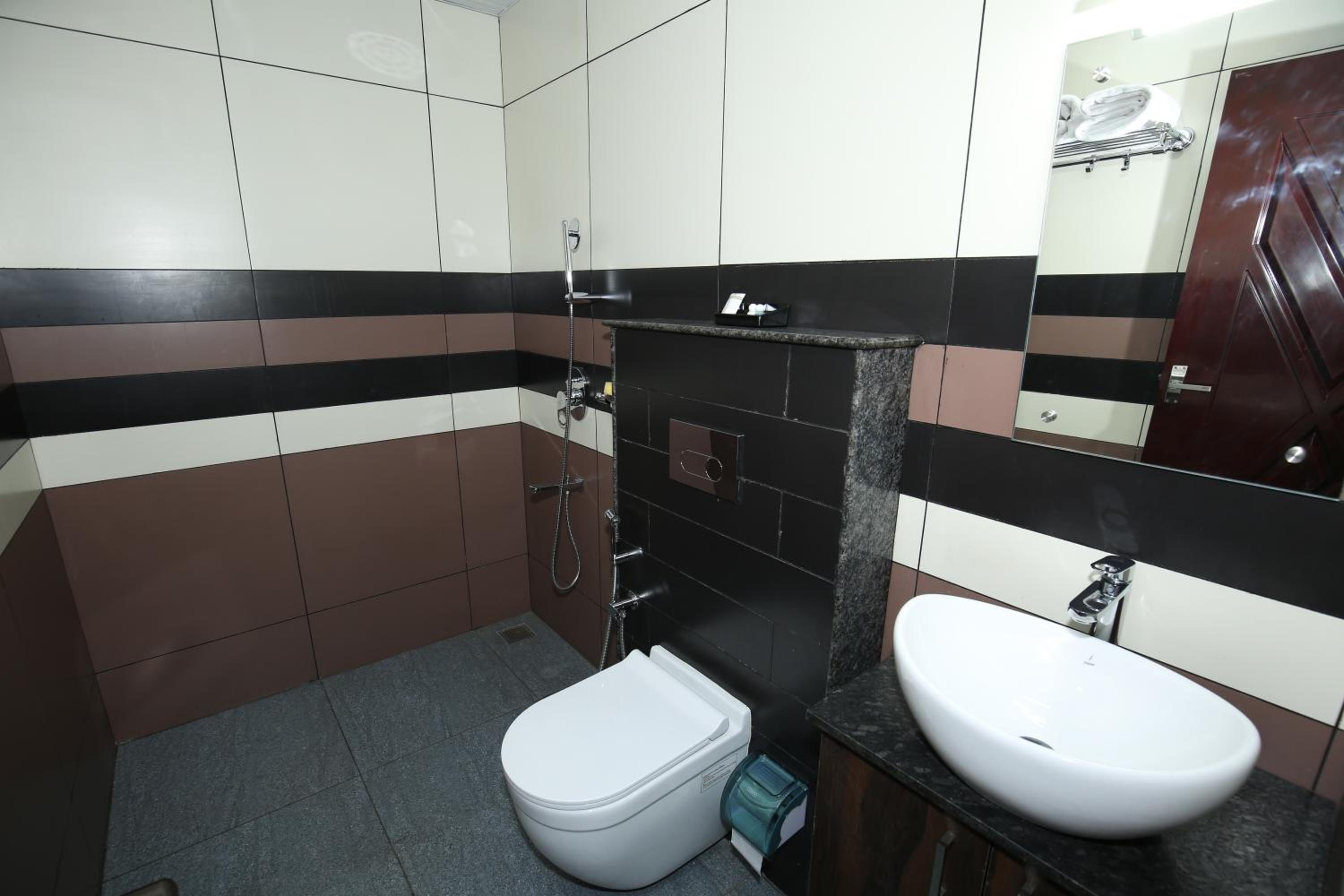 Deluxe Room - Photo 2