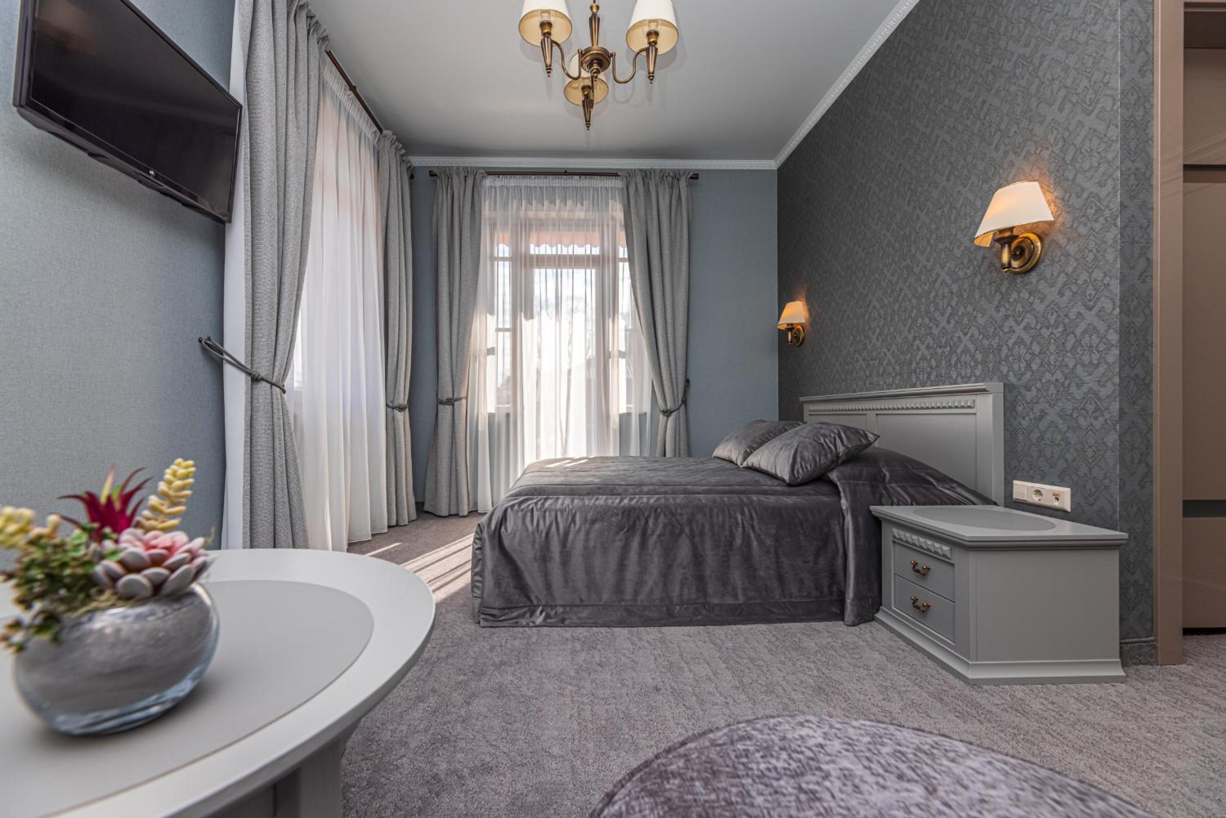 Premium Room with Balcony - Photo 63