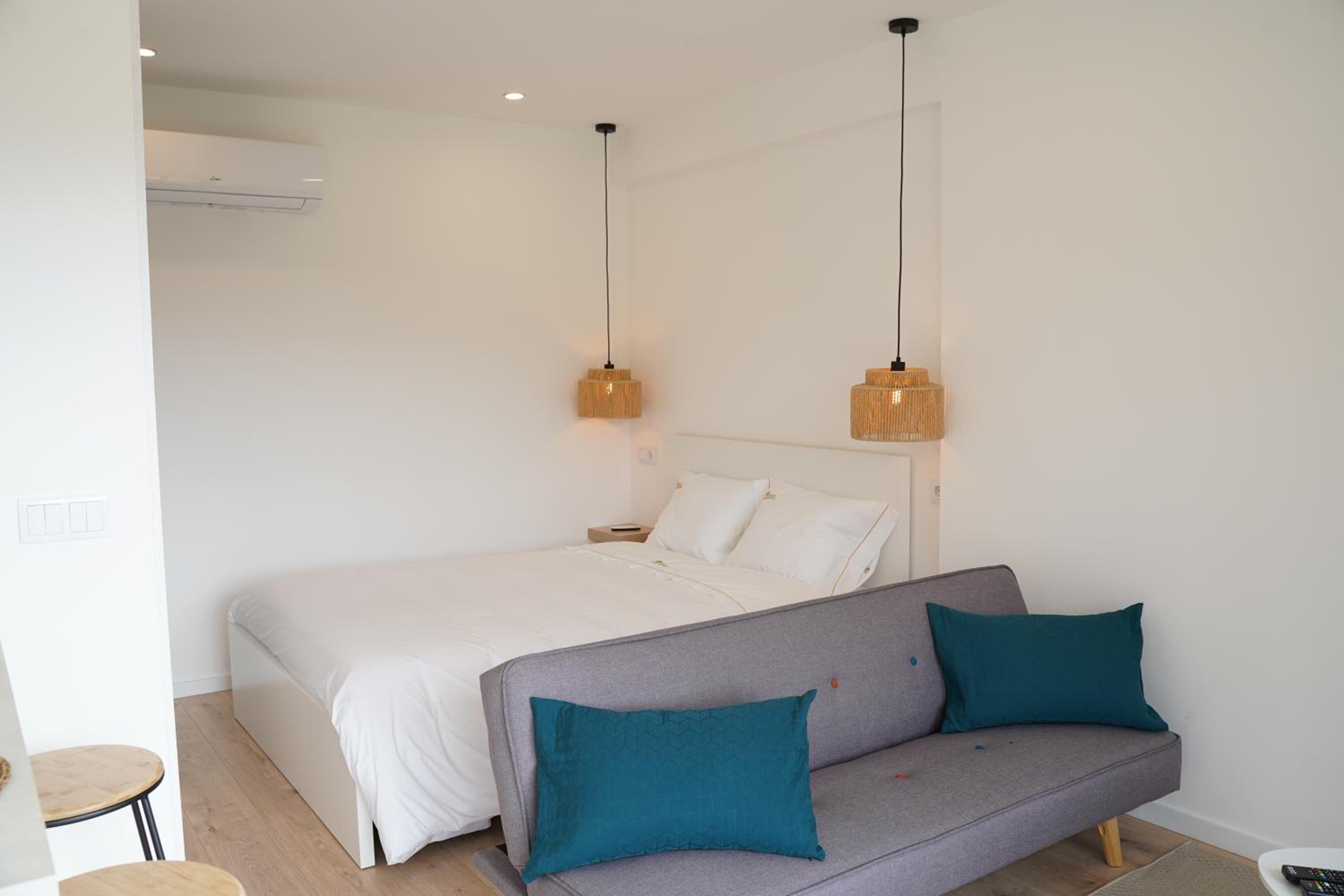 One-Bedroom House photo 1