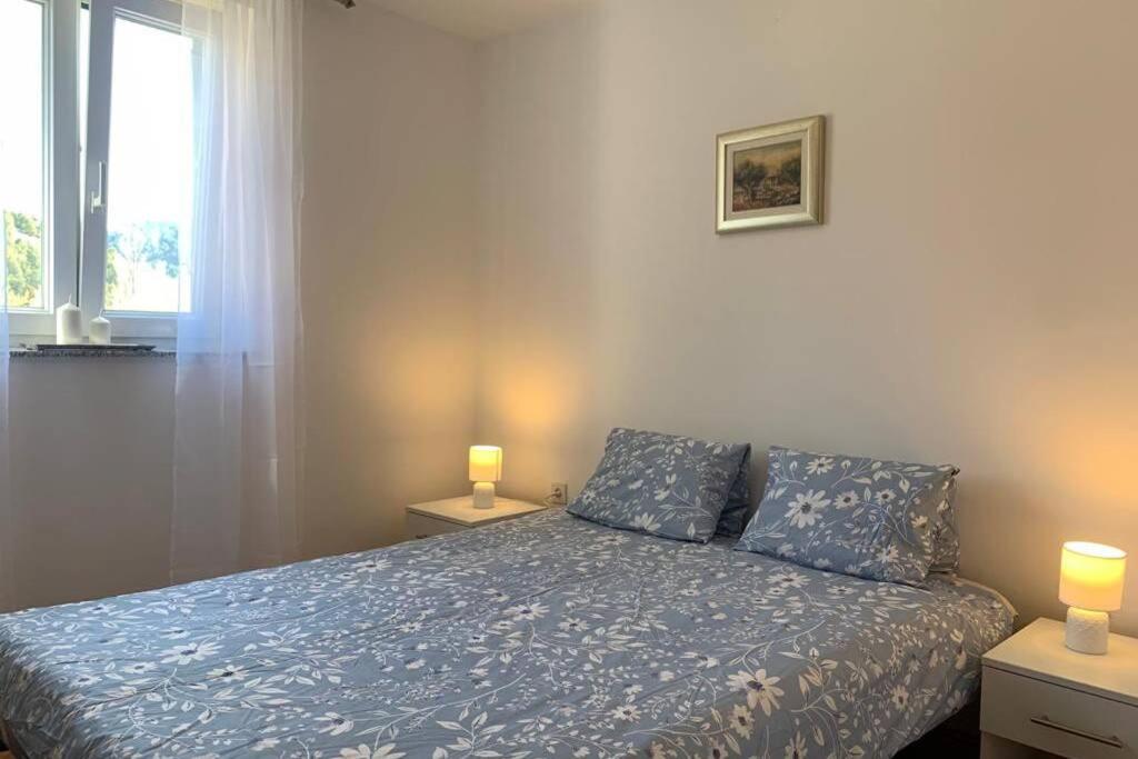 Three-Bedroom Apartment photo 1