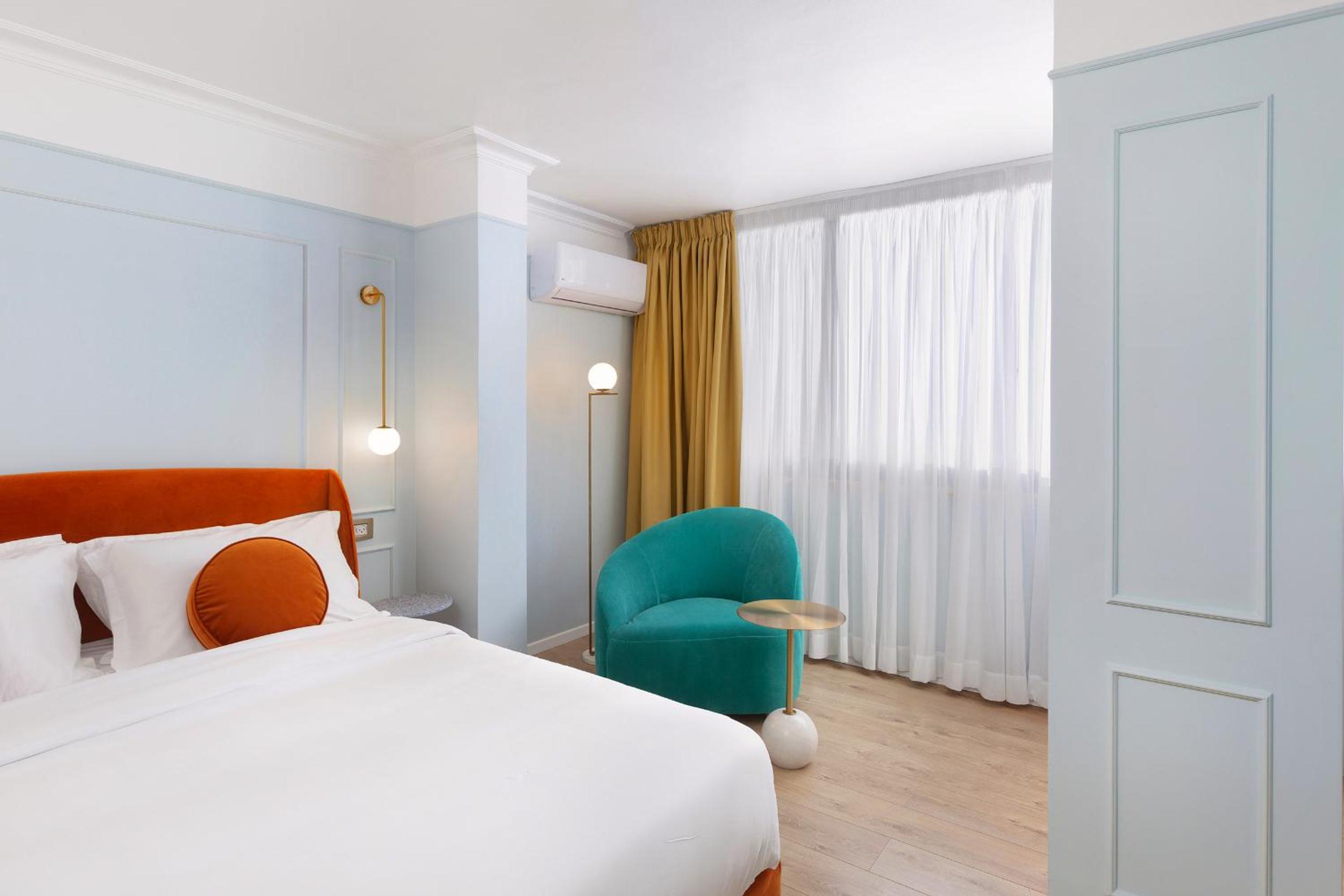 Double Room - Photo 2