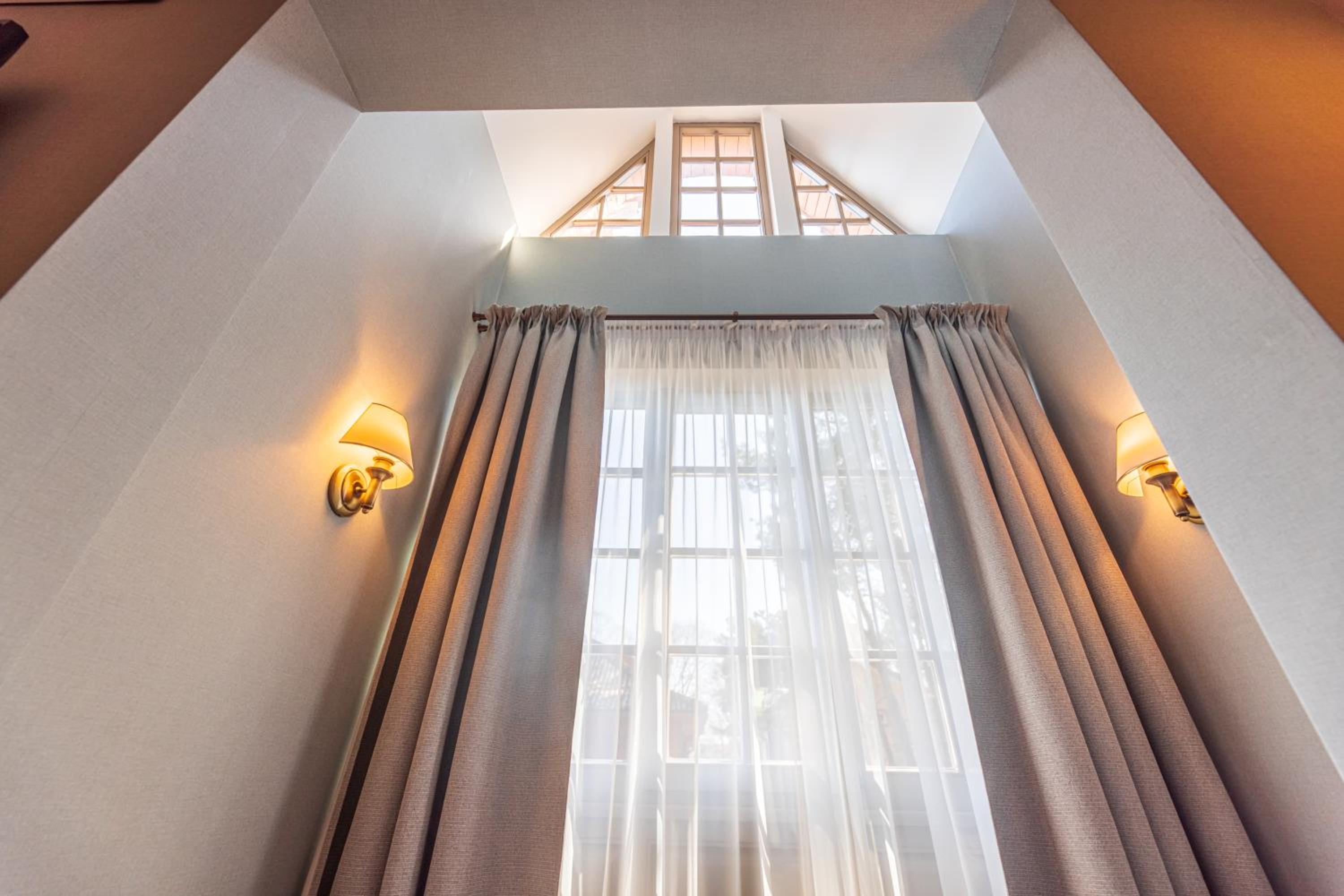 Premium Room - Photo 16