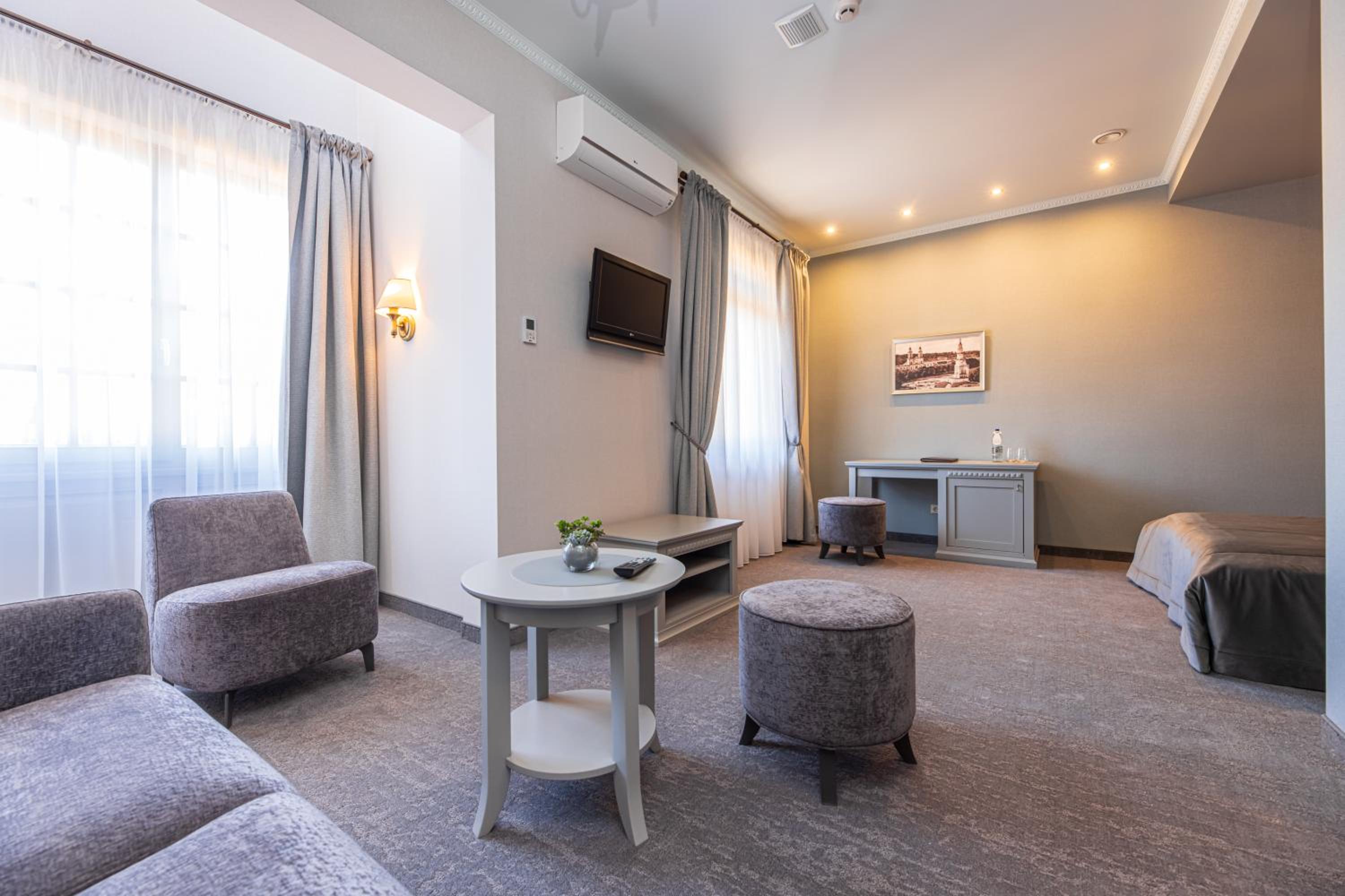 Premium Room - Photo 41