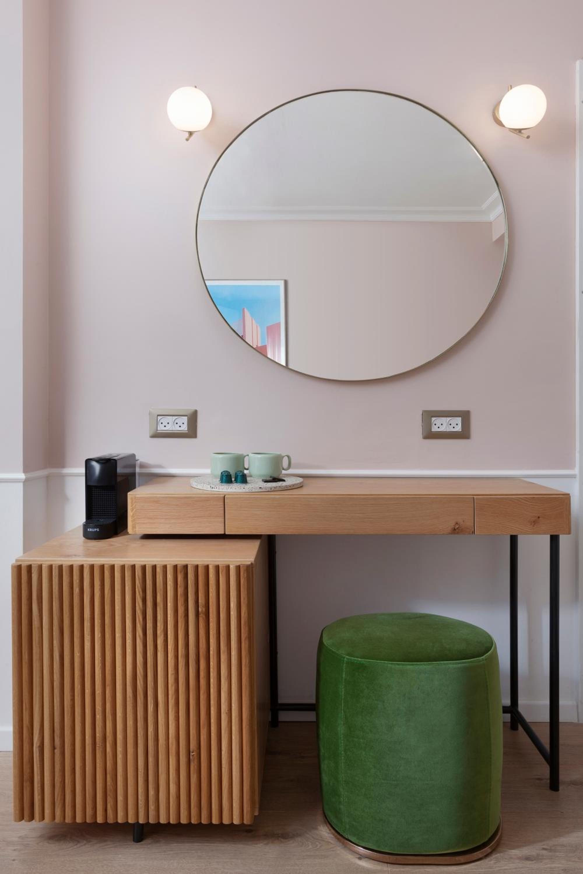 Suite - Photo 6