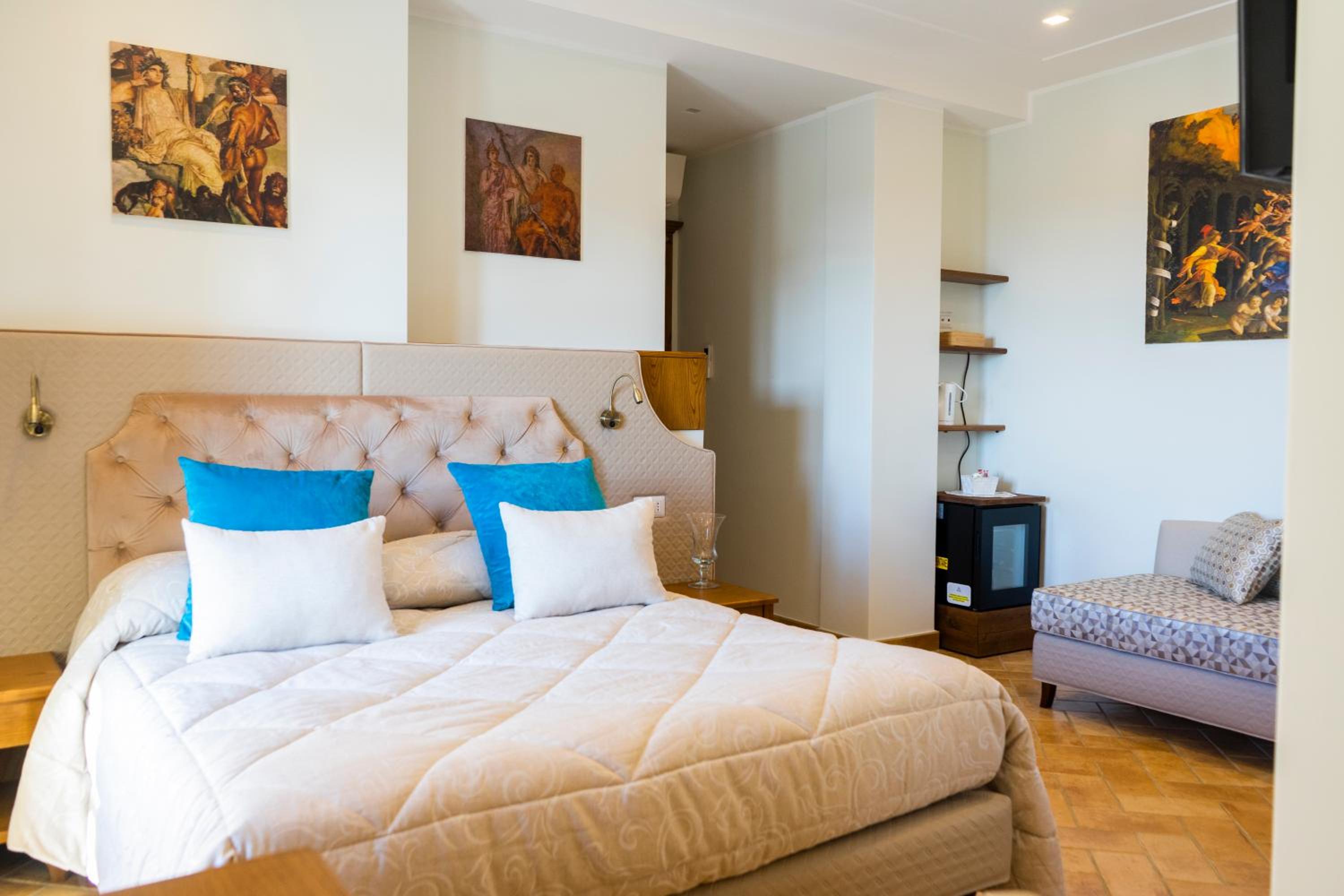 Triple Room with Terrace - Photo 1