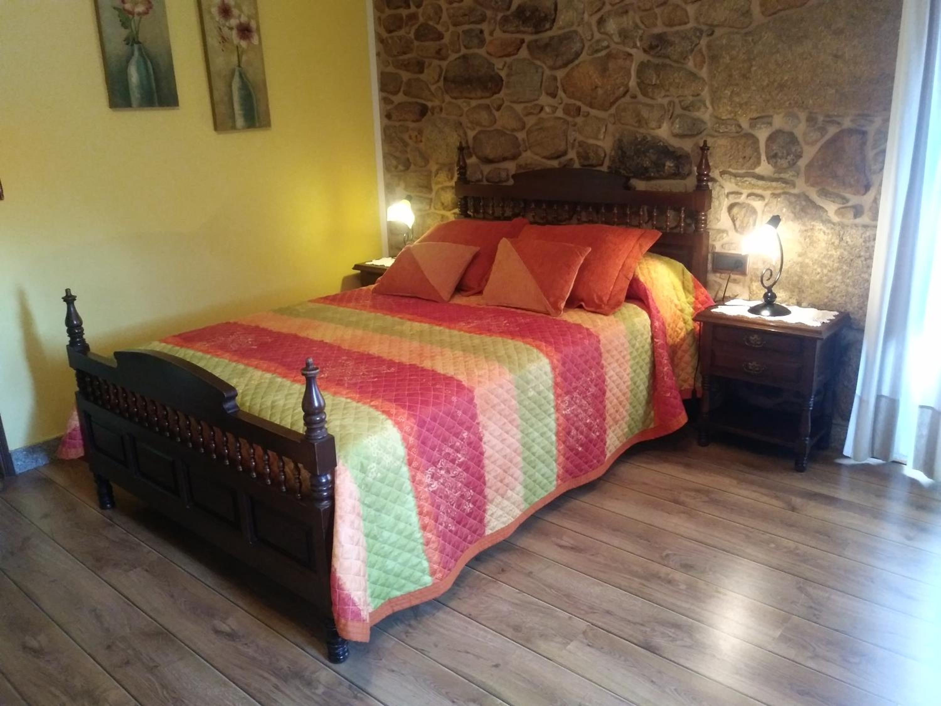 Two-Bedroom House - Photo 16