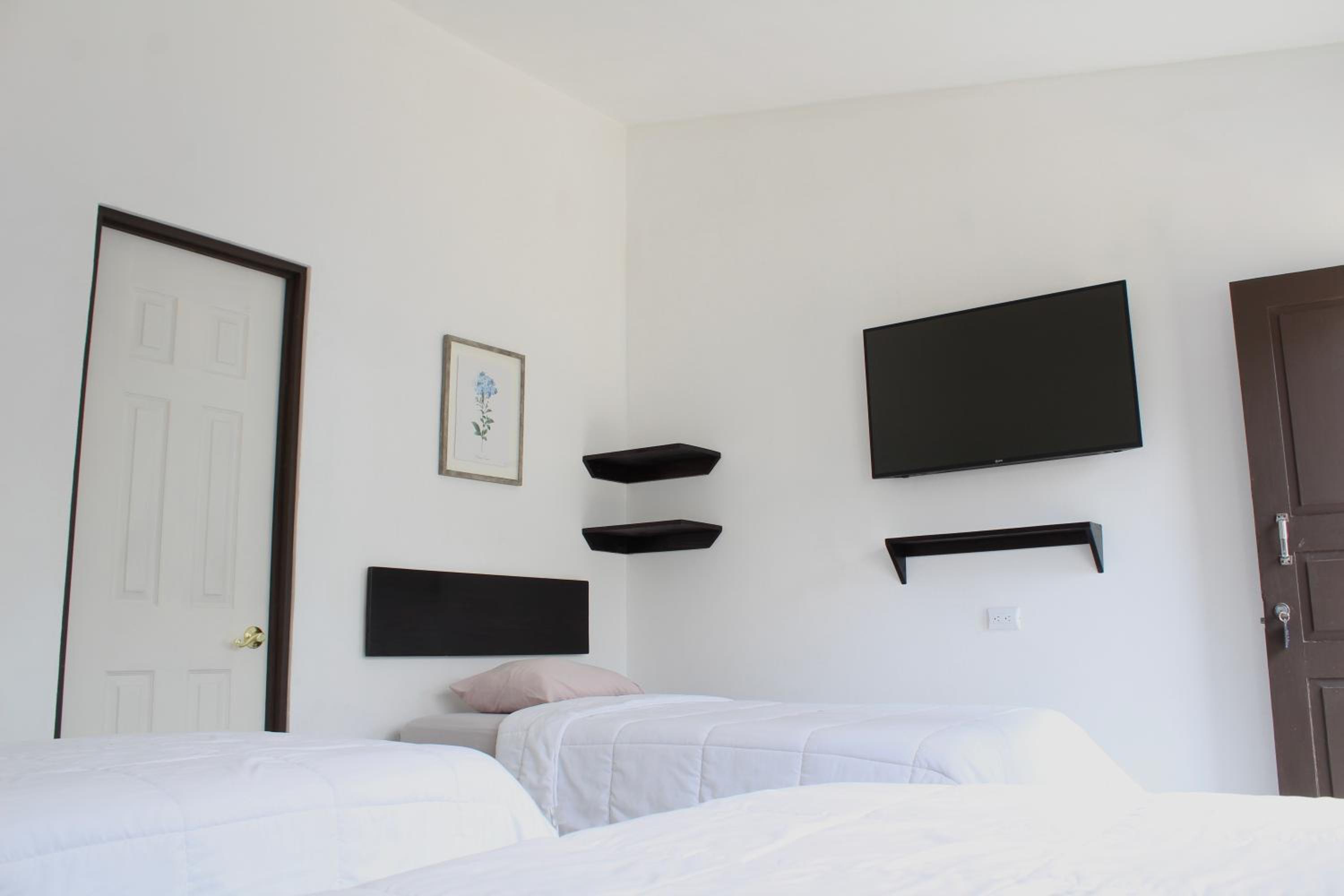 Standard Triple Room photo 2