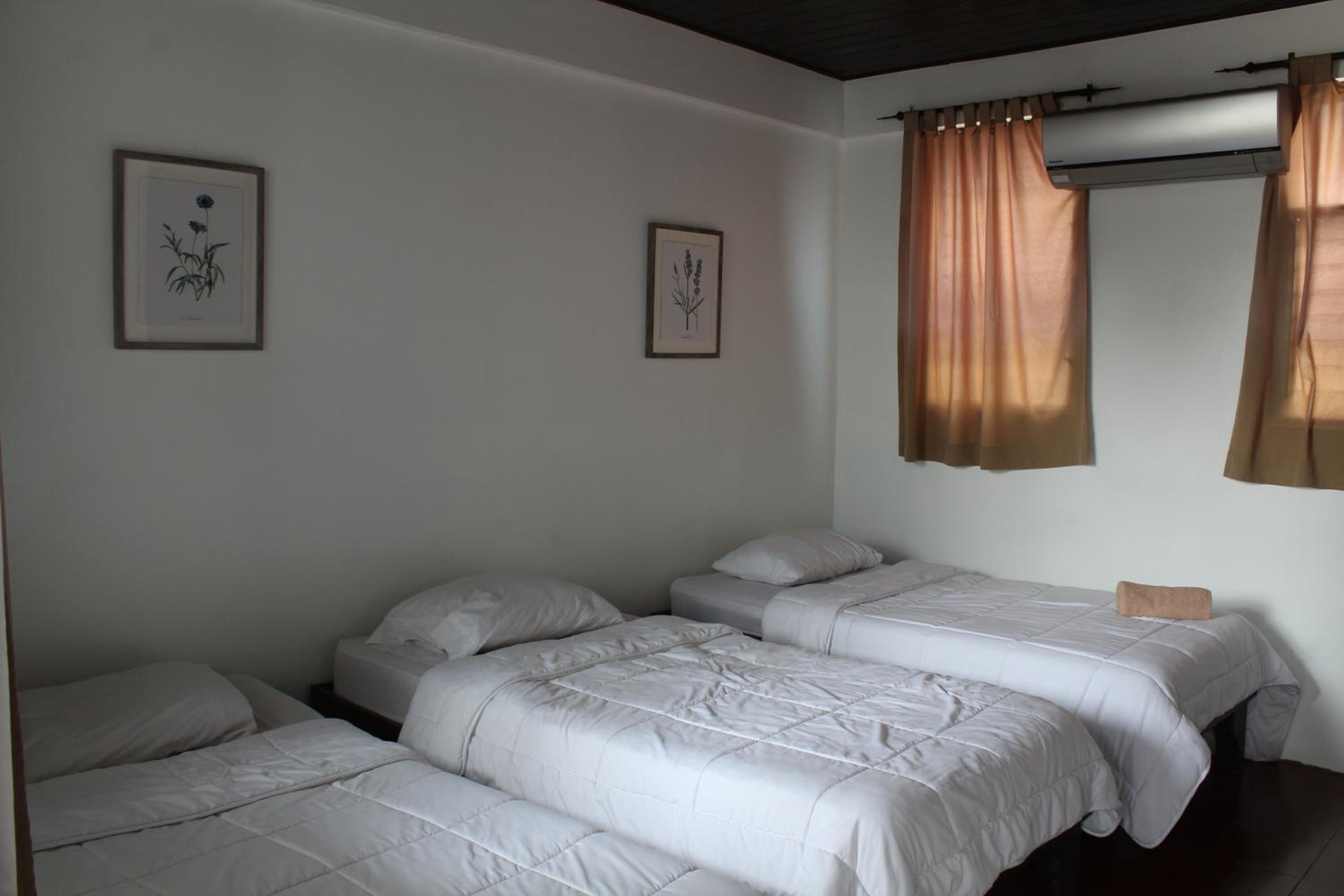 Standard Triple Room photo 3
