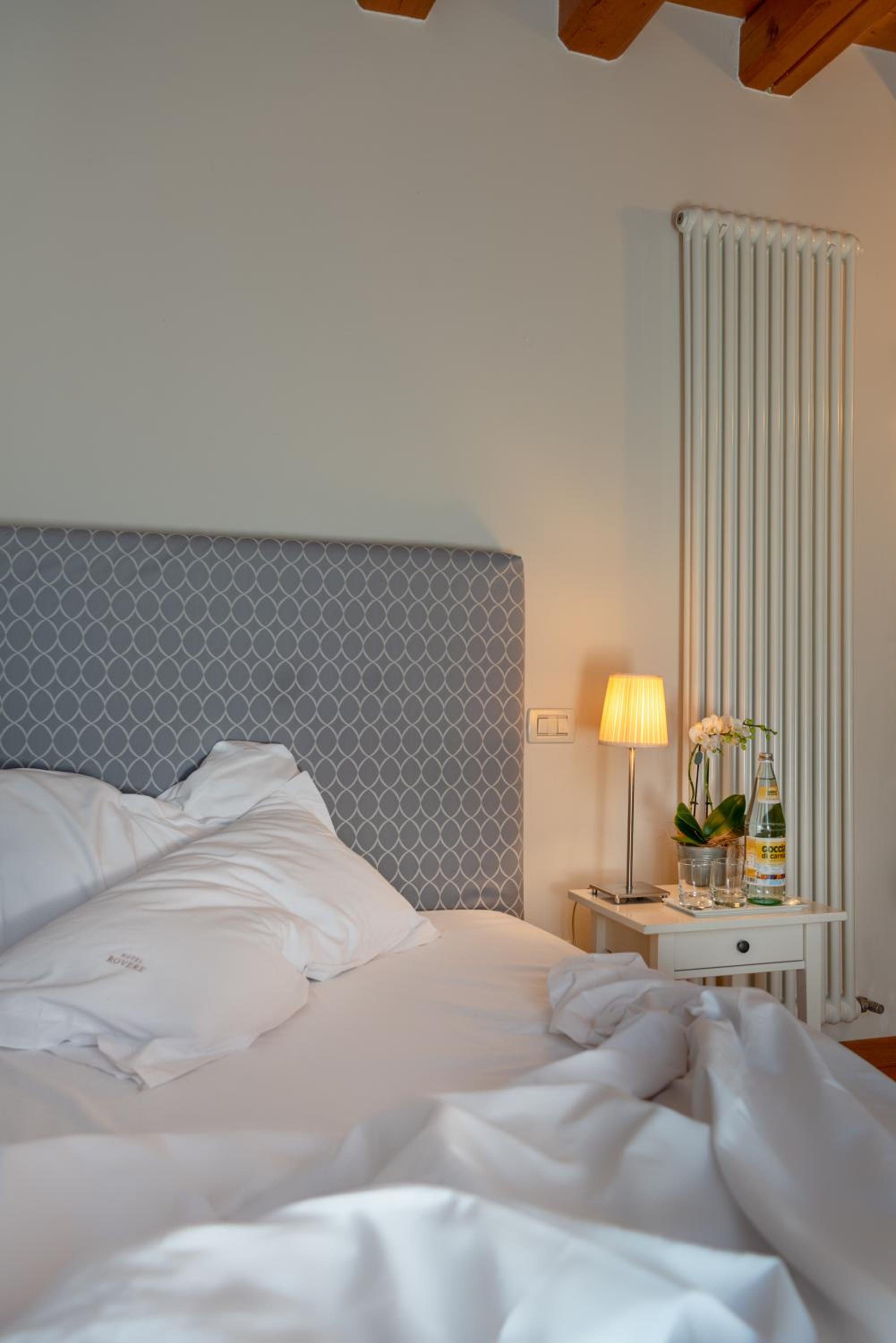 Small Single Room photo 3