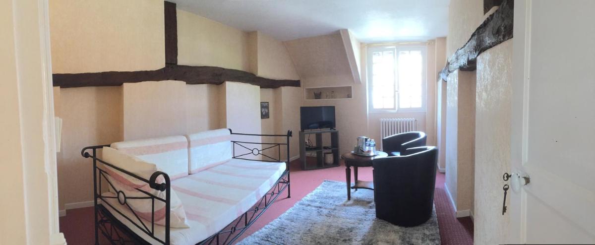 Suite with River View photo 3