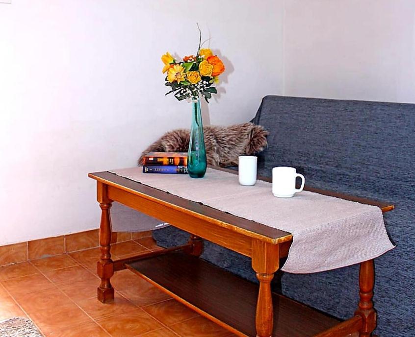 One-Bedroom Apartment photo 3