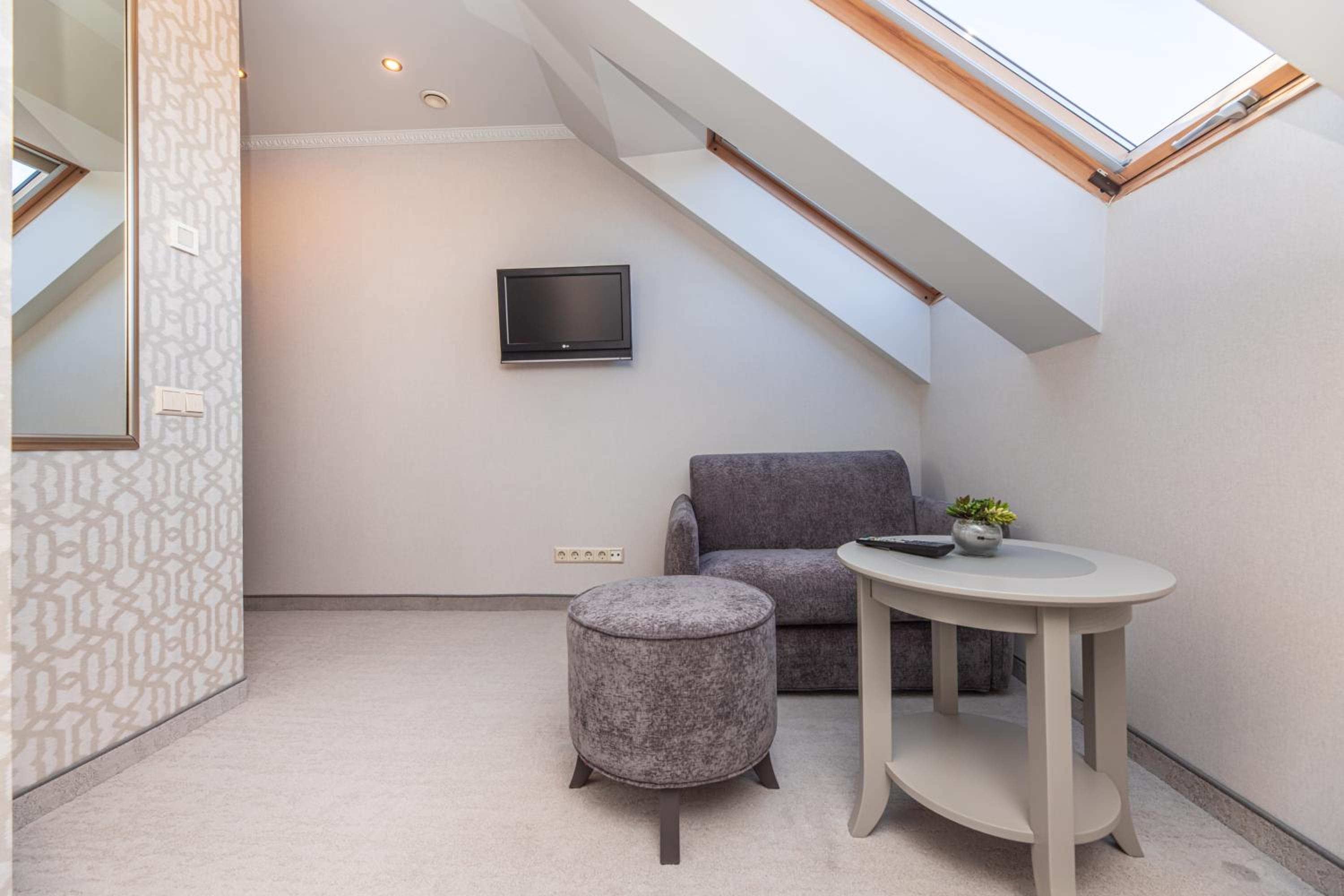 Standard Room - Photo 57