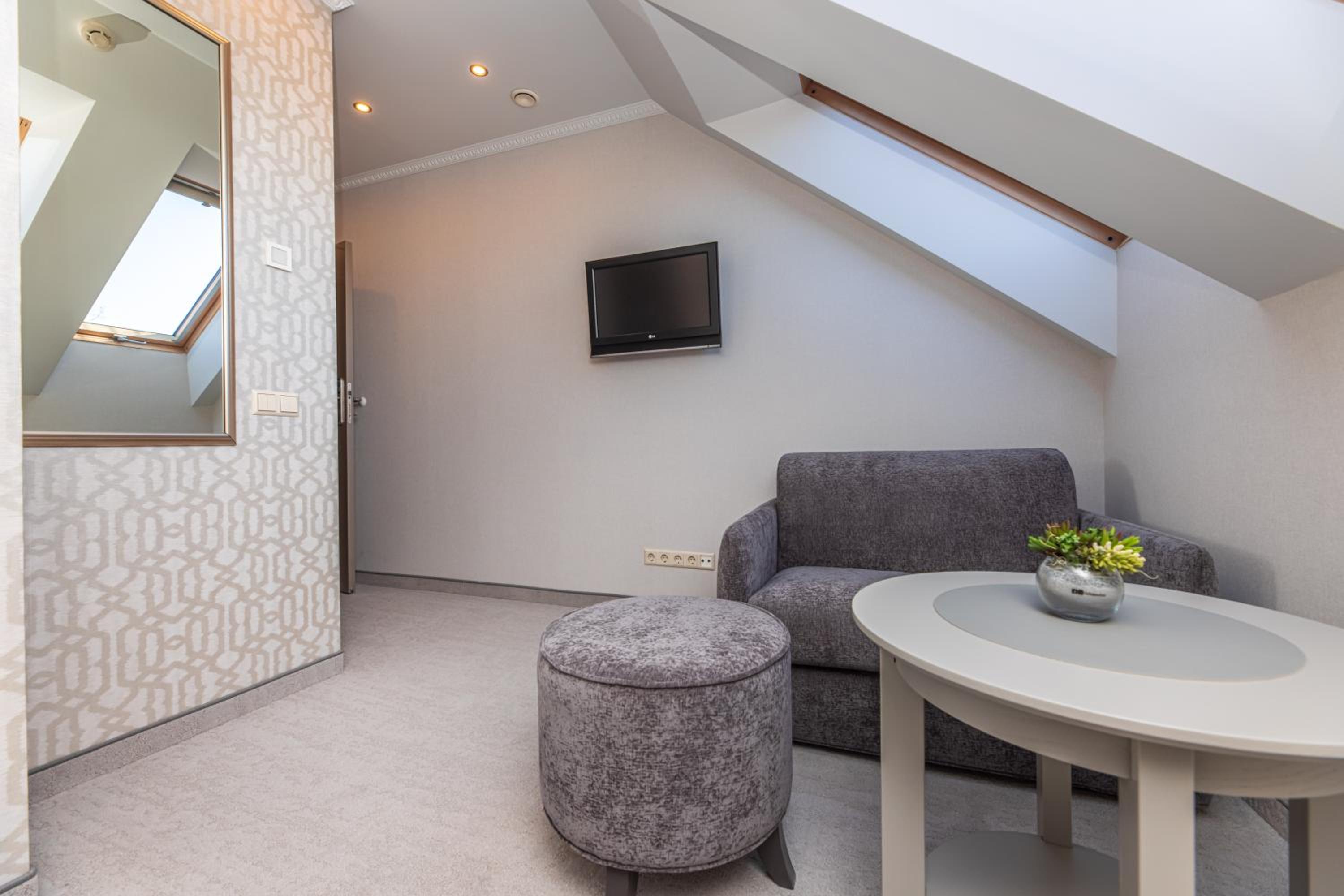 Standard Room - Photo 55