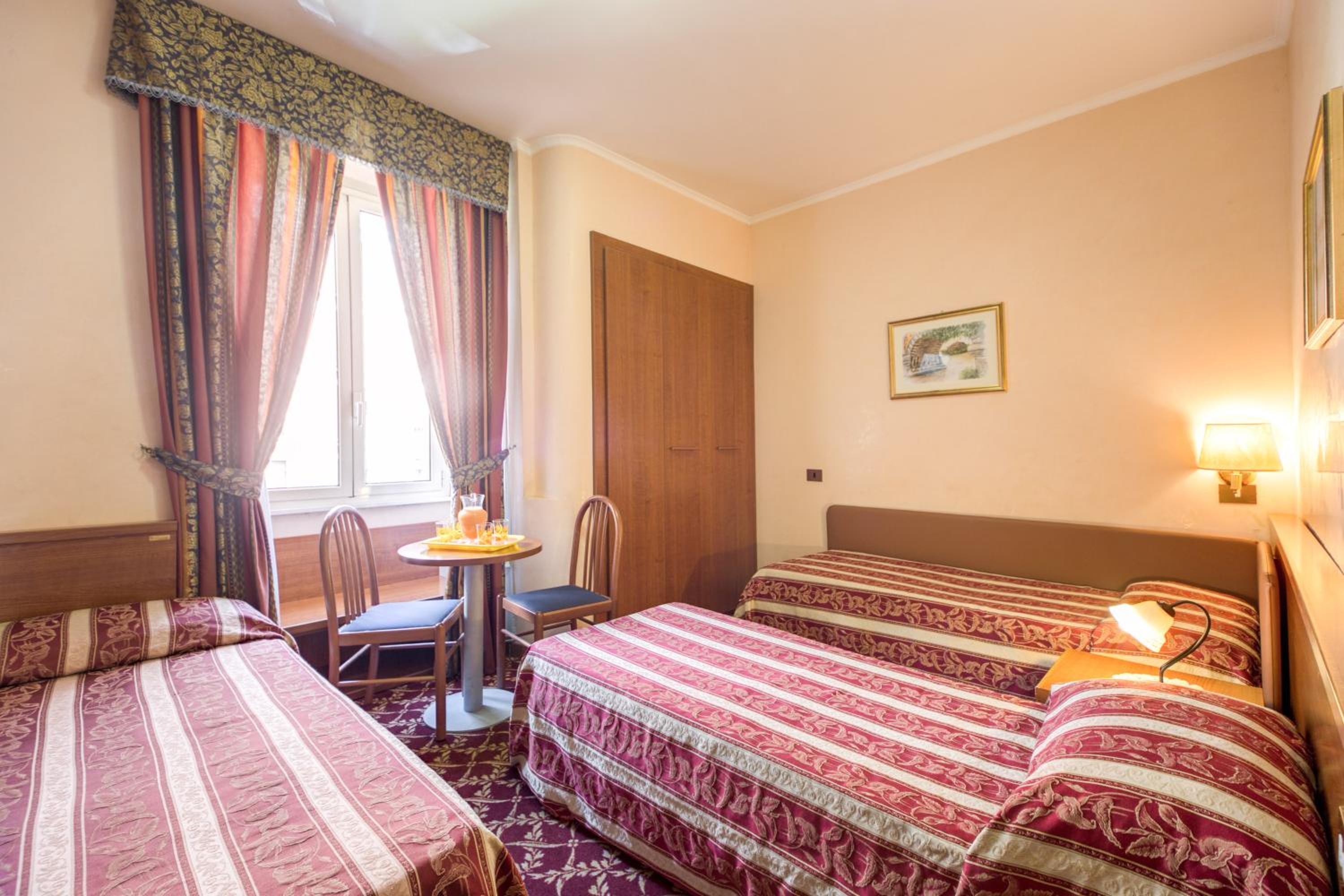 Triple Room photo 3