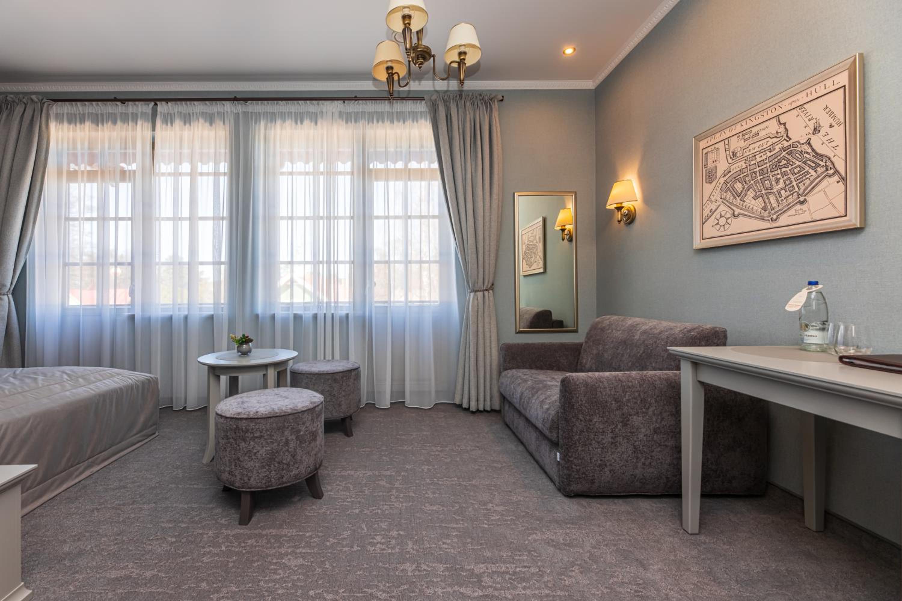 Premium Room with Balcony and Sofa - Photo 30