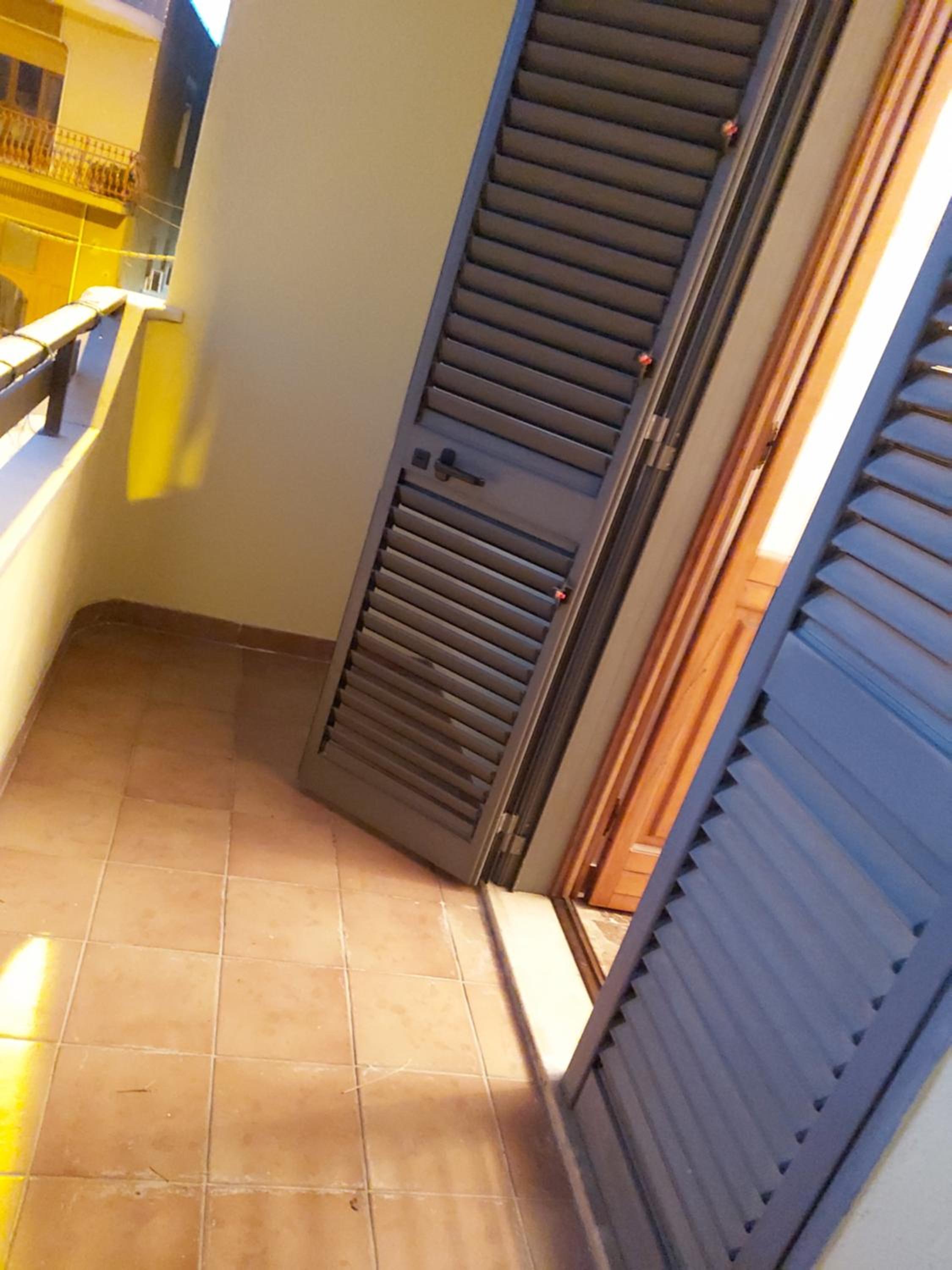 Two-Bedroom Apartment - Photo 3