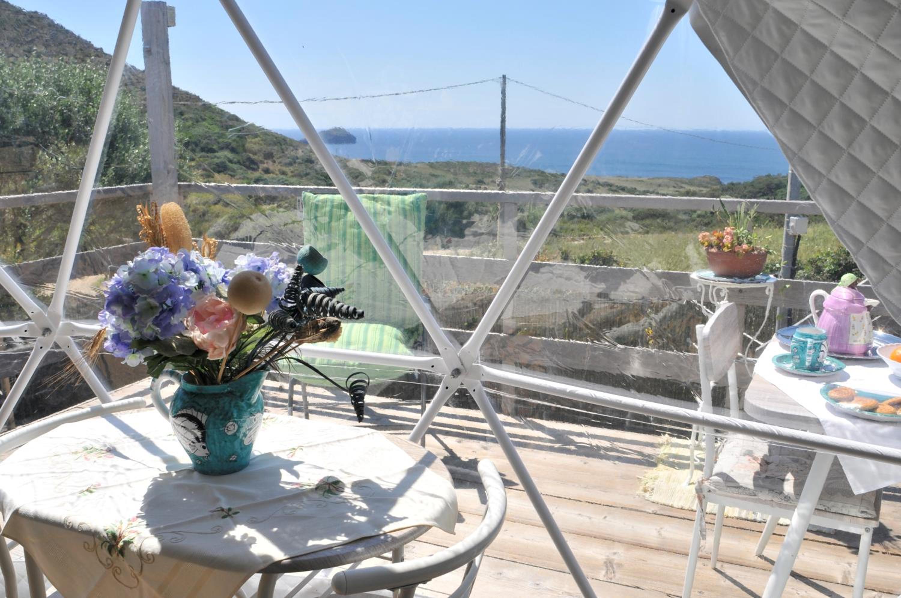 Bungalow with Sea View photo 3