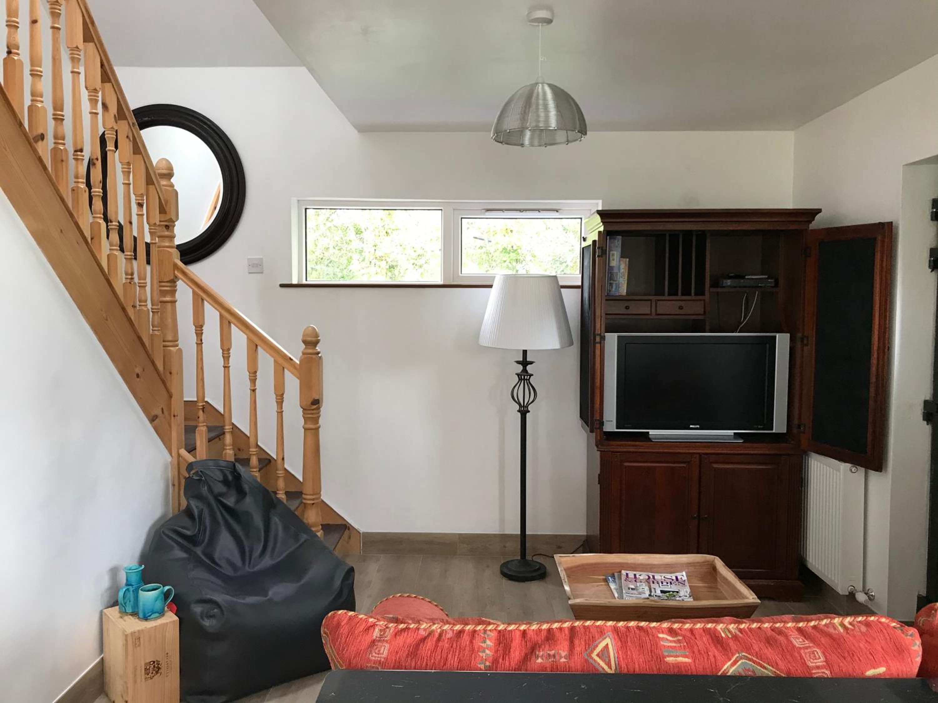 Two-Bedroom Apartment - Photo 5