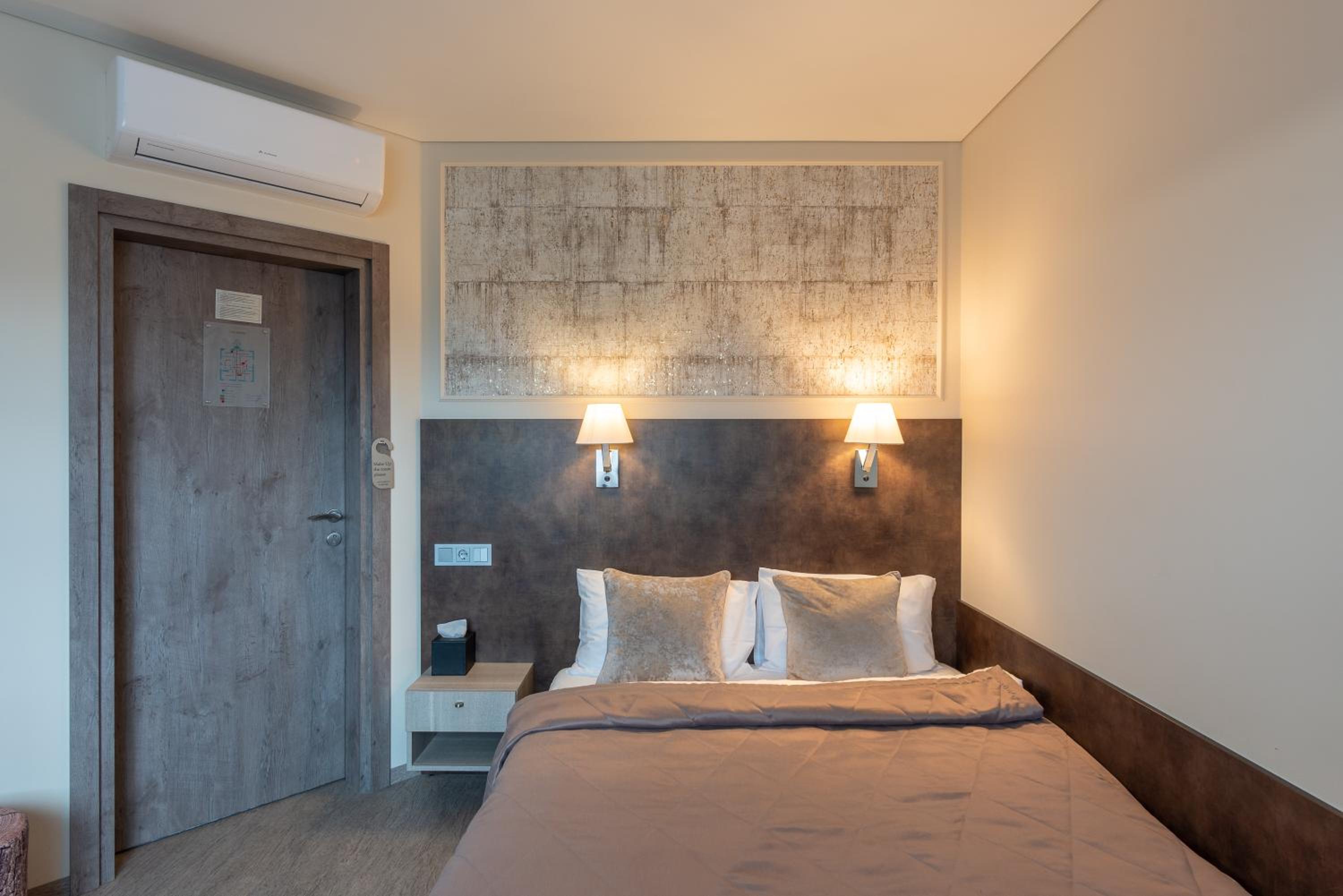 Double Room with Garden View - Photo 5