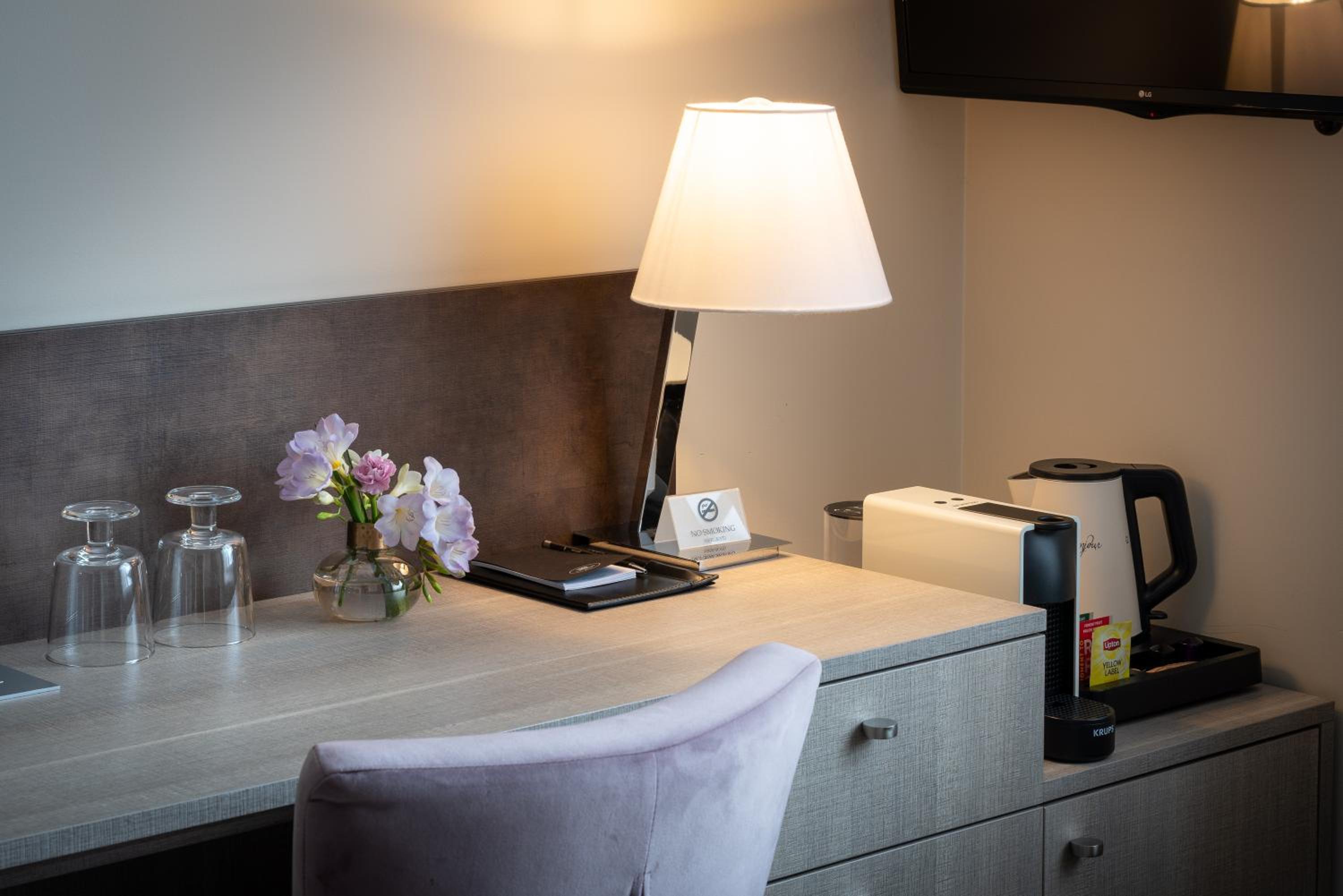 Double Room with Garden View - Photo 3