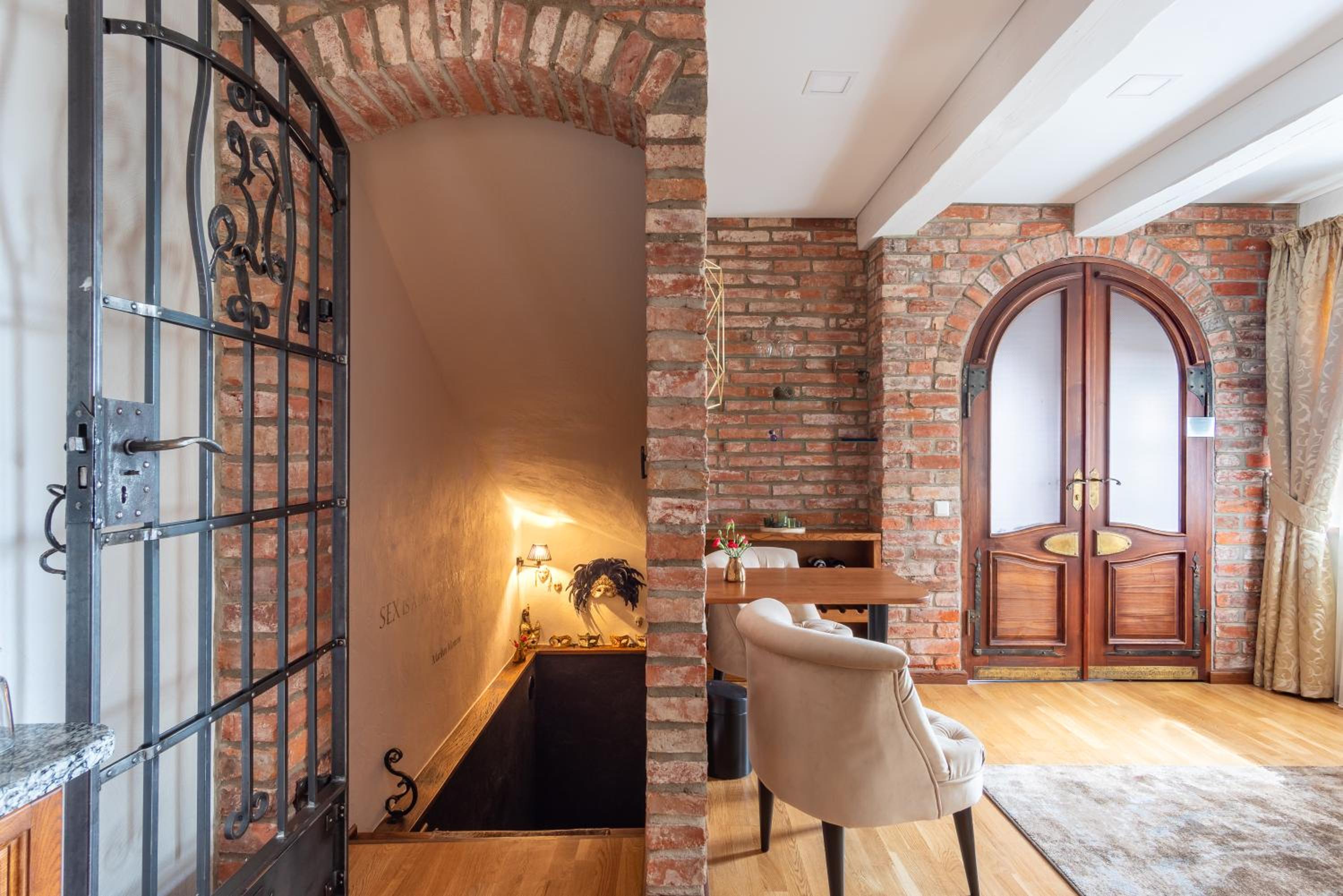 Duplex Apartment - Photo 26