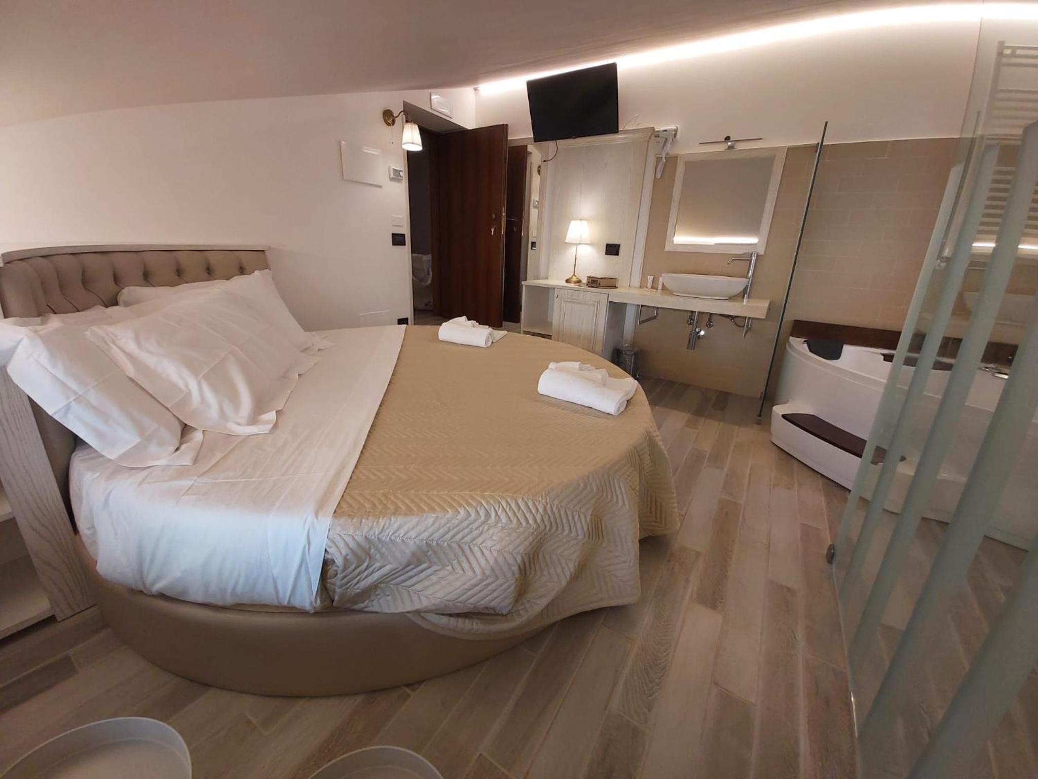 Double or Twin Room photo 2