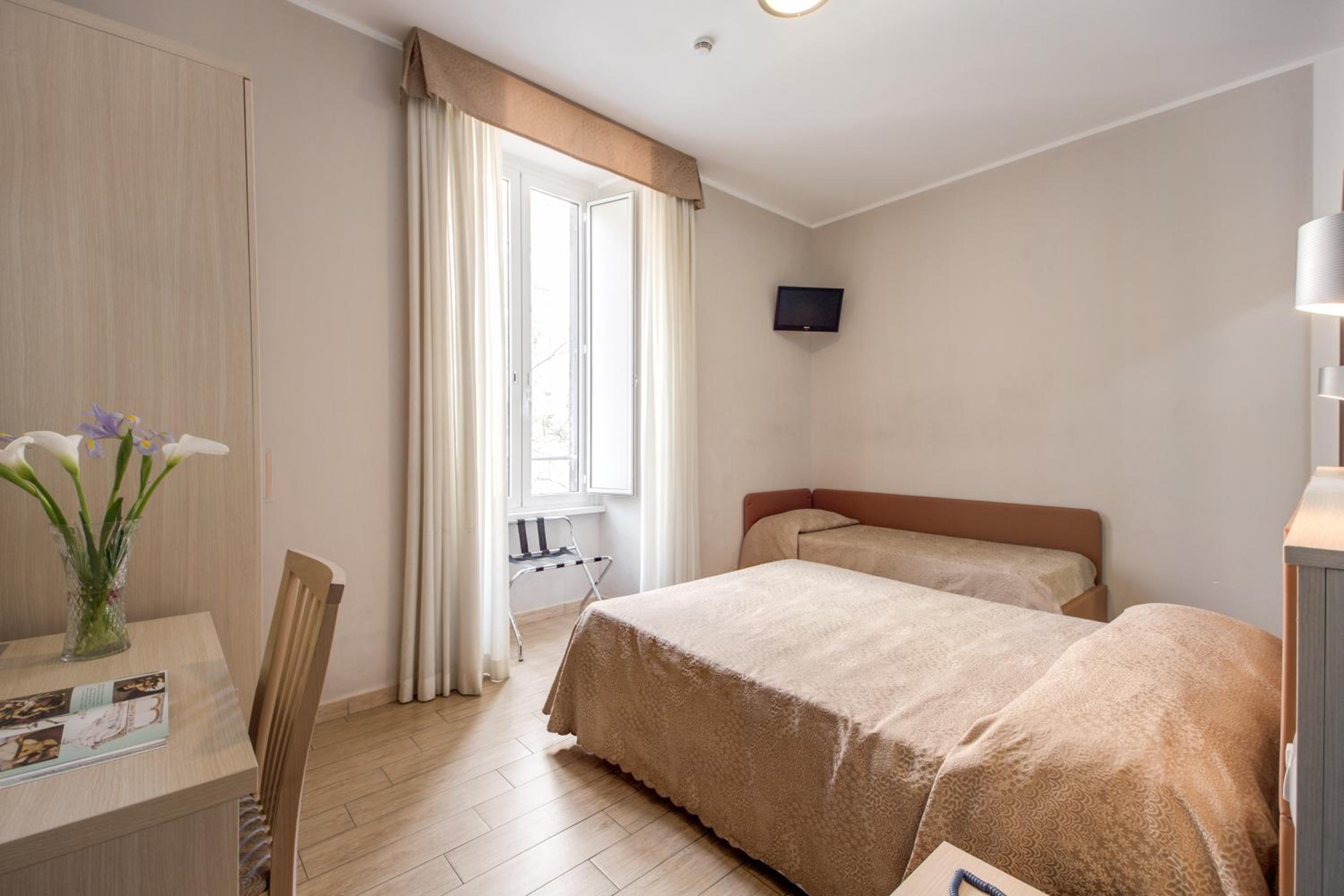 Quadruple Room photo 3
