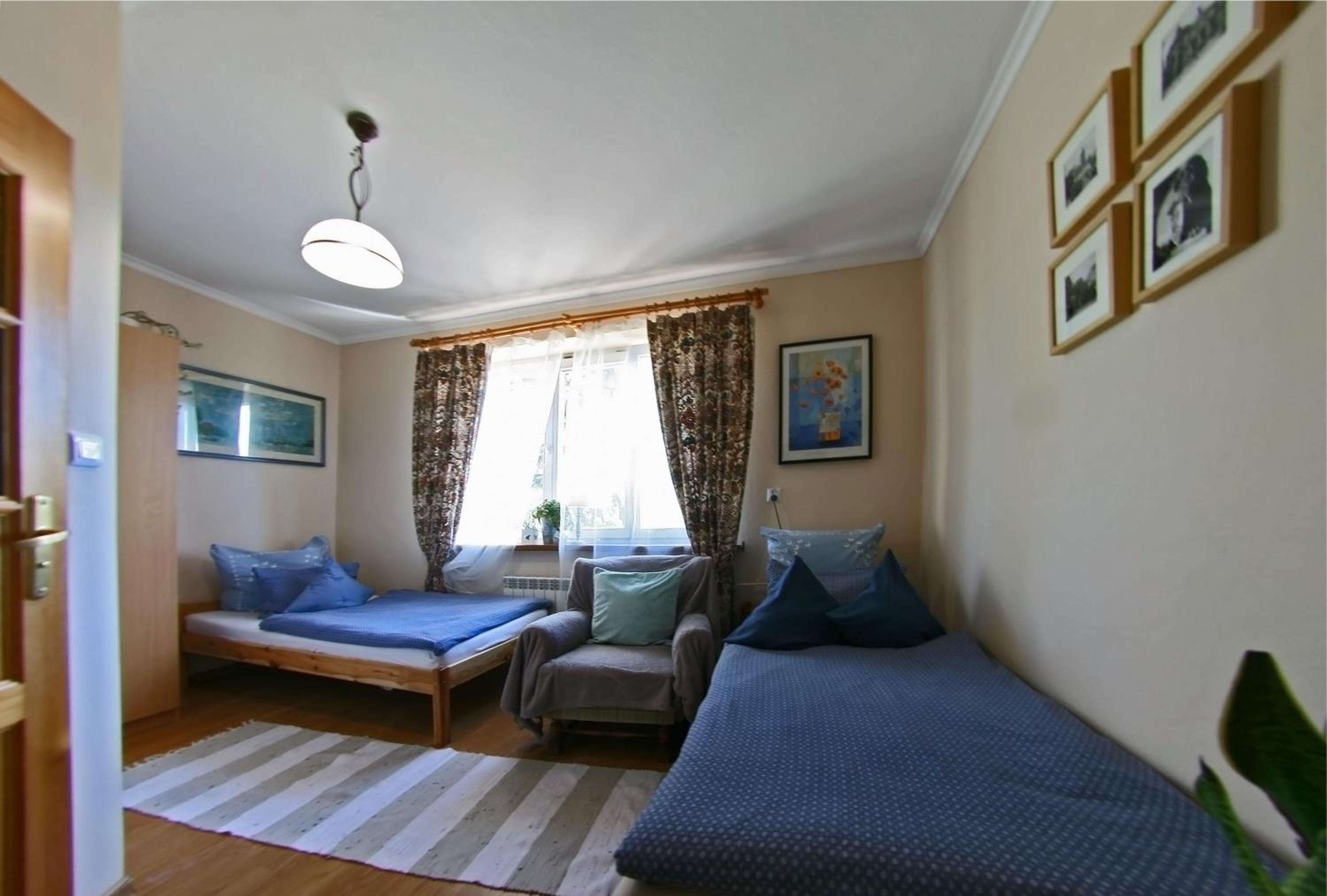 Large Twin Room photo 1