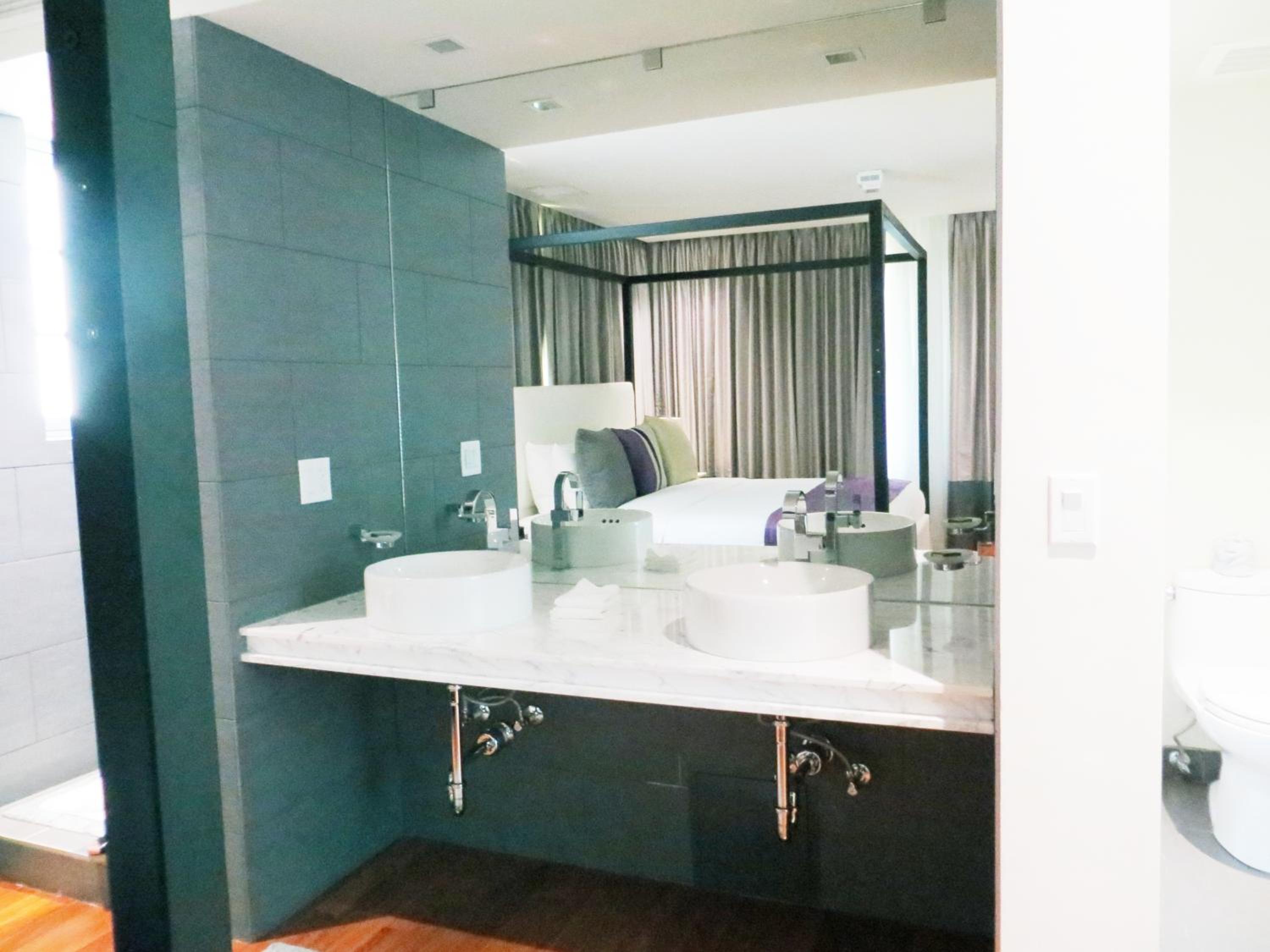 King Suite with Ocean View - No Resort Fee - Photo 8