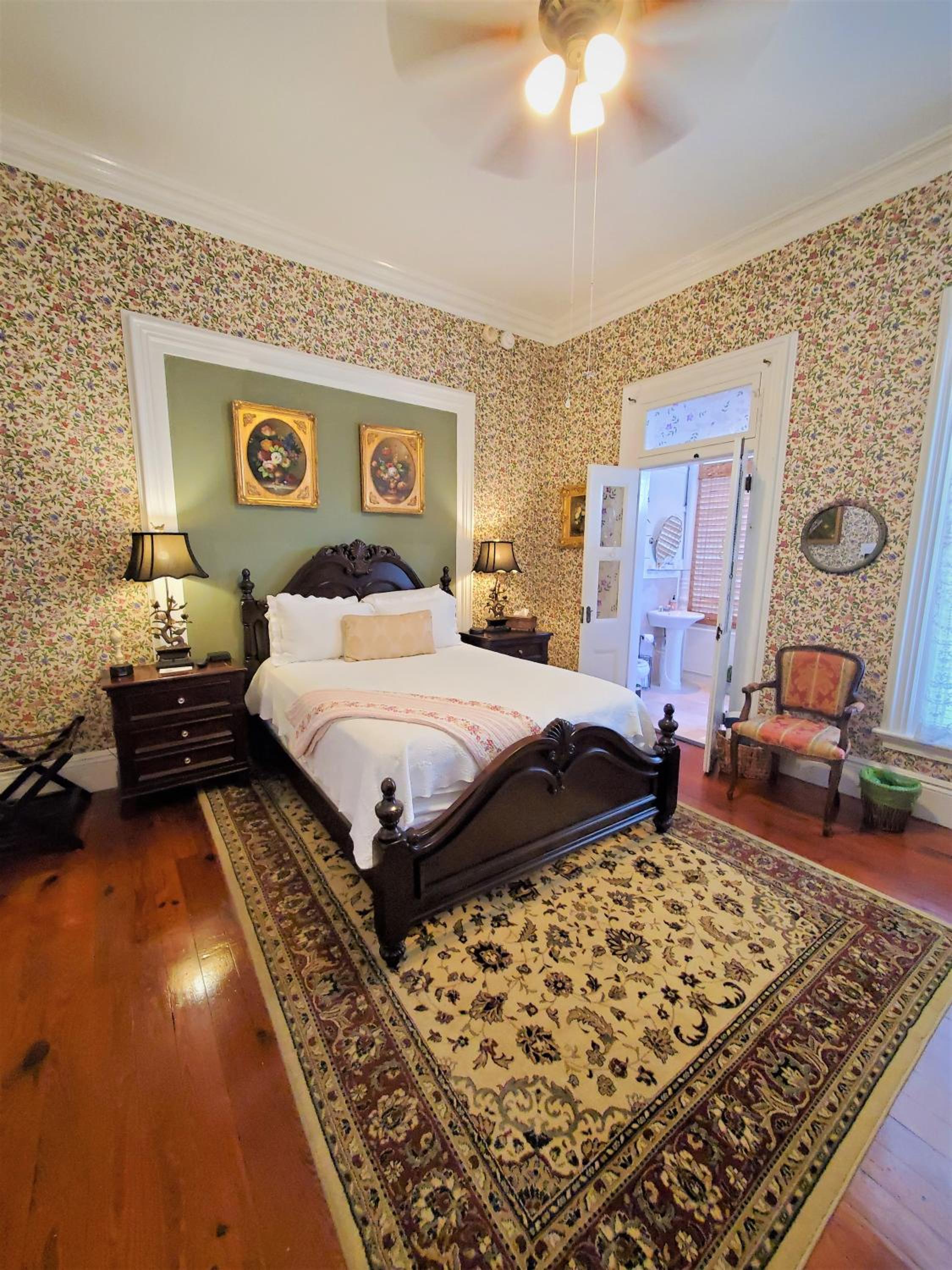 Queen Room