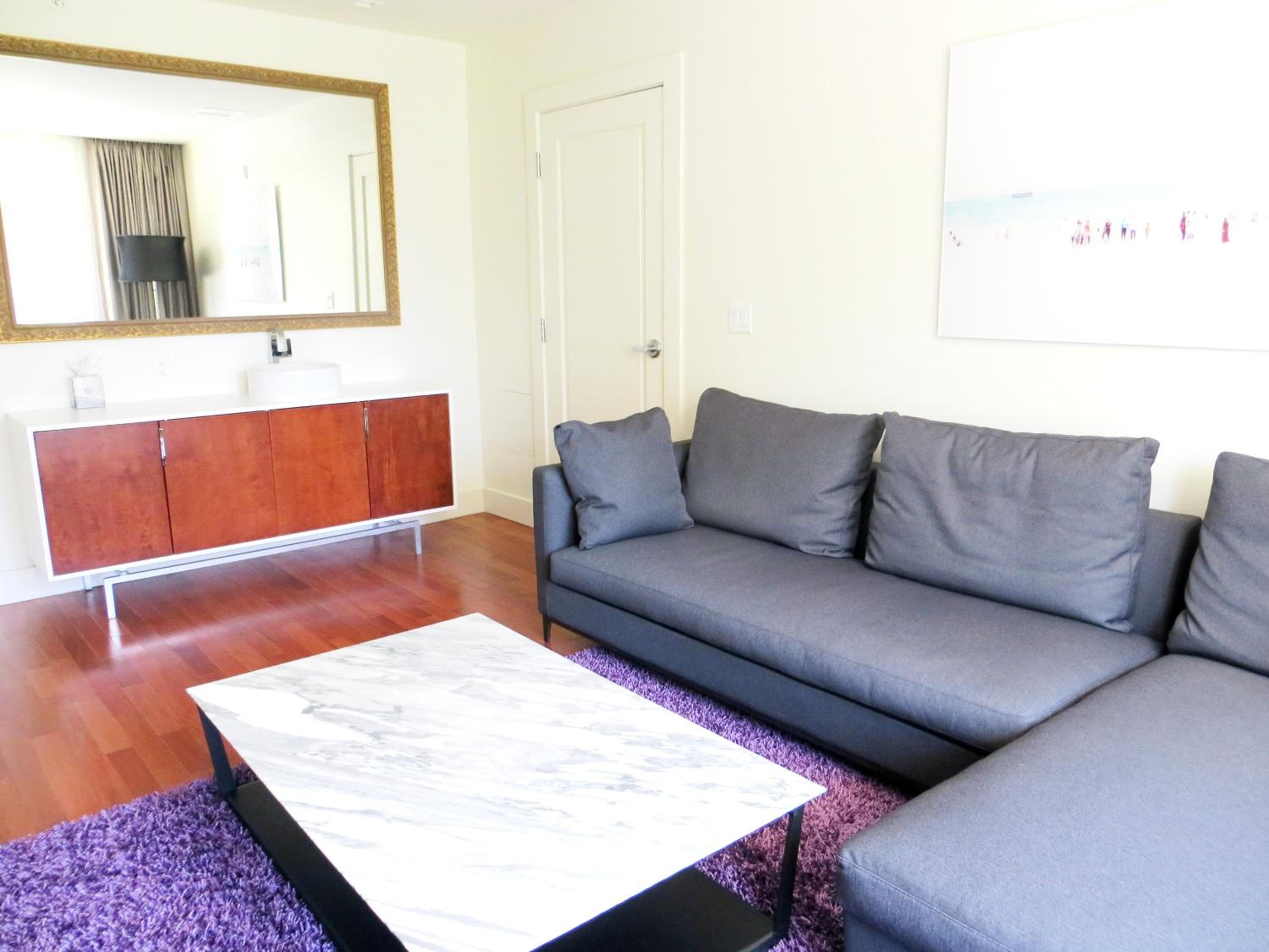 King Suite with Ocean View - No Resort Fee - Photo 2