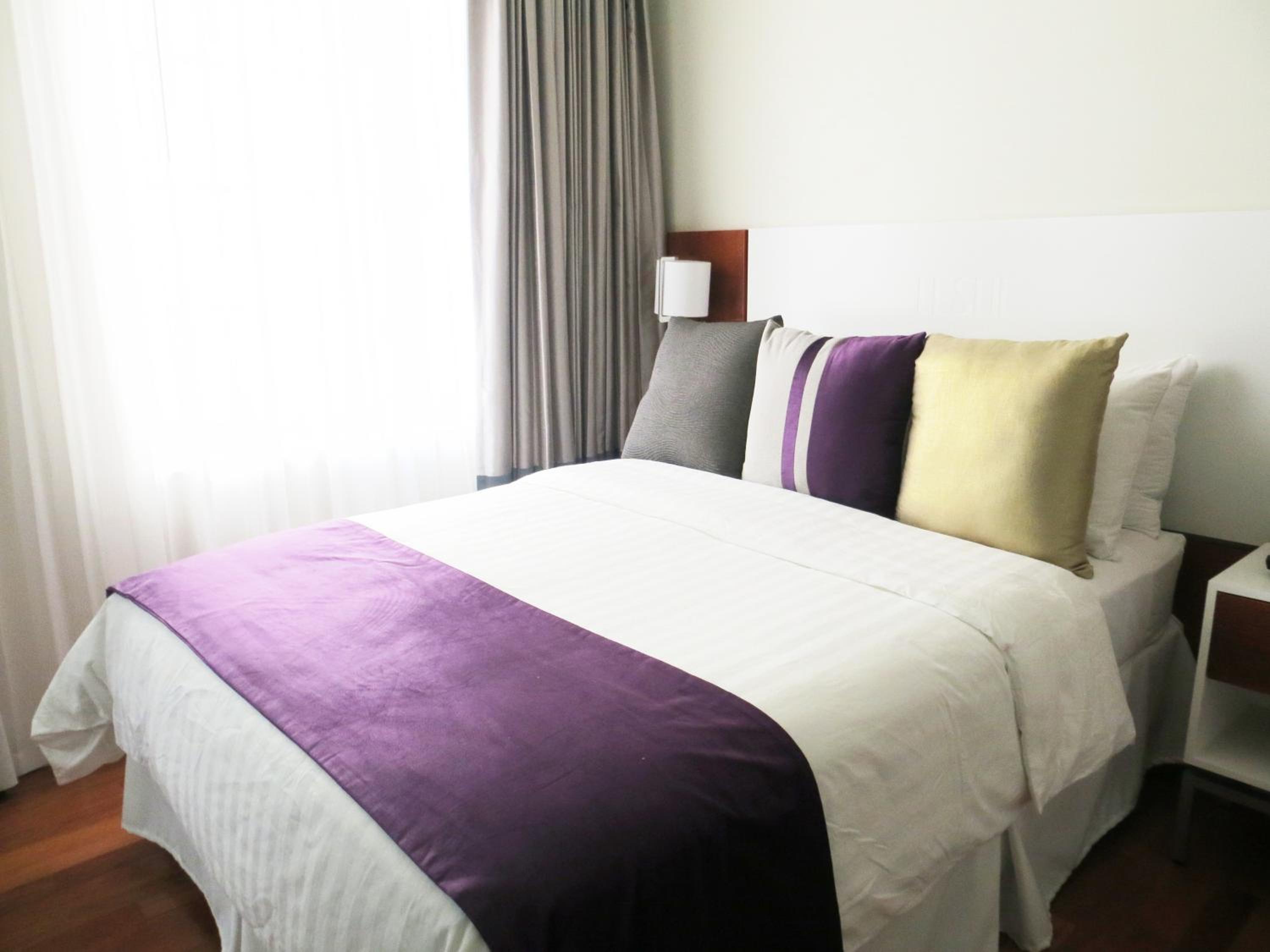 King Room - No Resort Fee - Photo 1