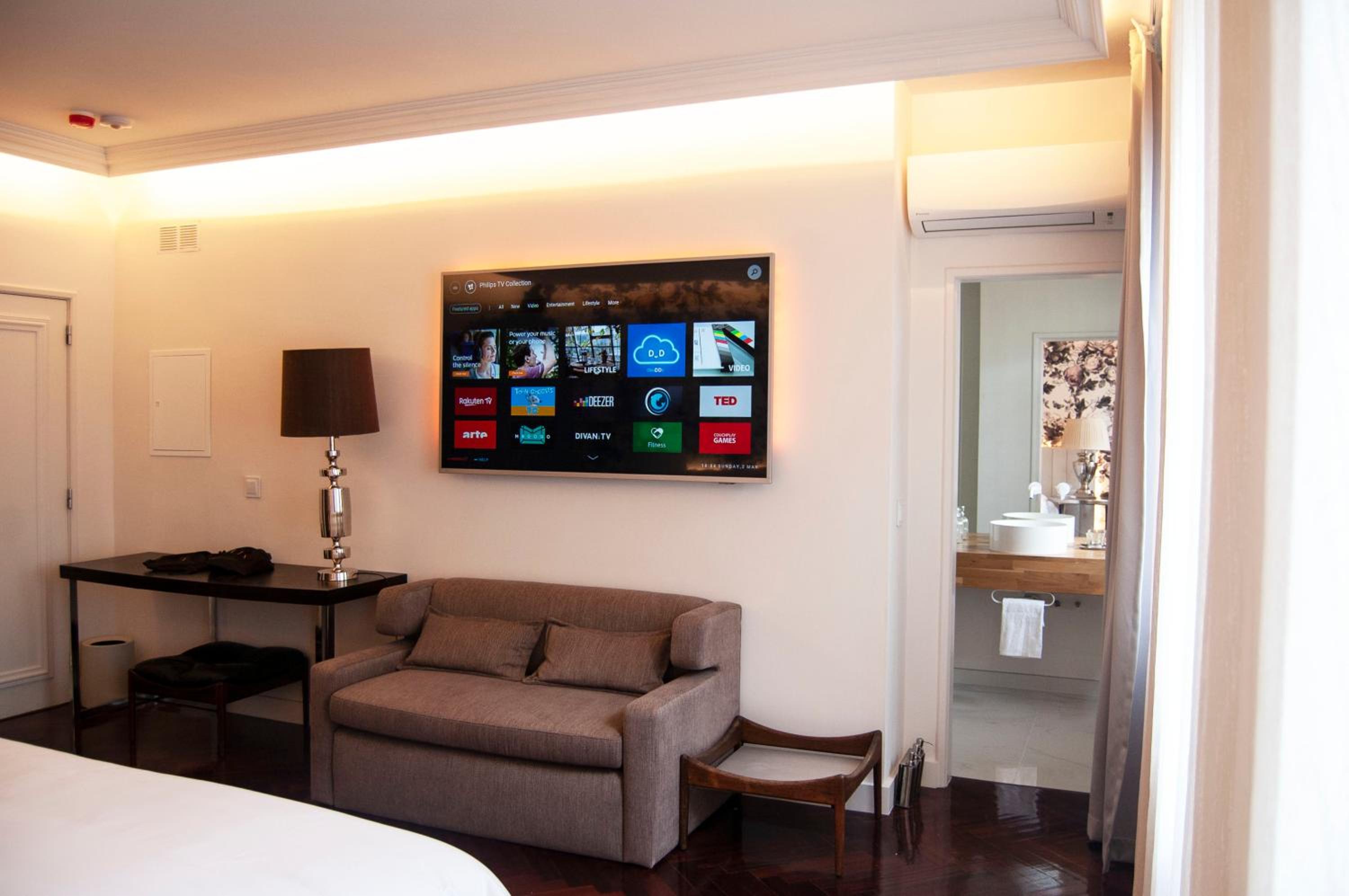 Superior Double or Twin Room - Photo 17