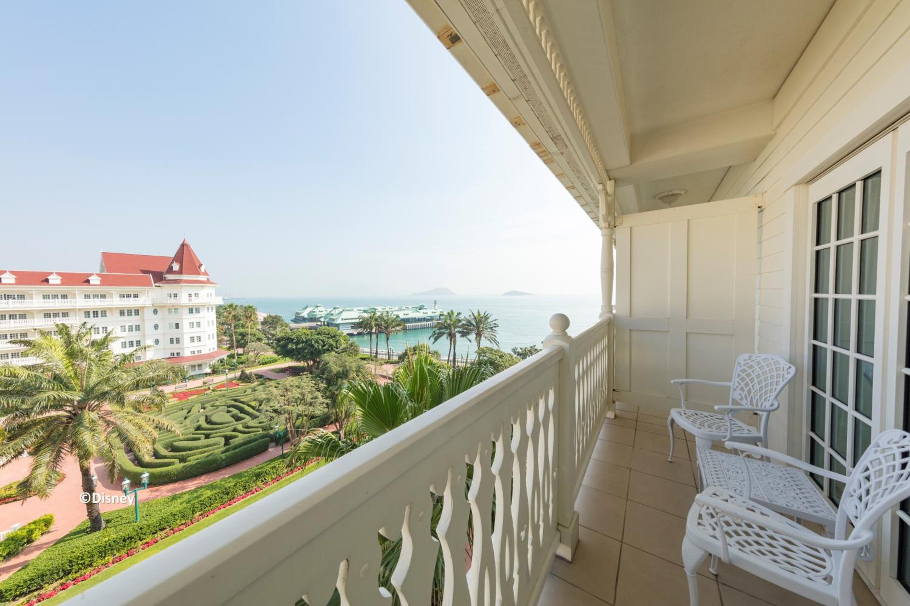 Sea View Room with Balcony with Two Double Beds photo 2