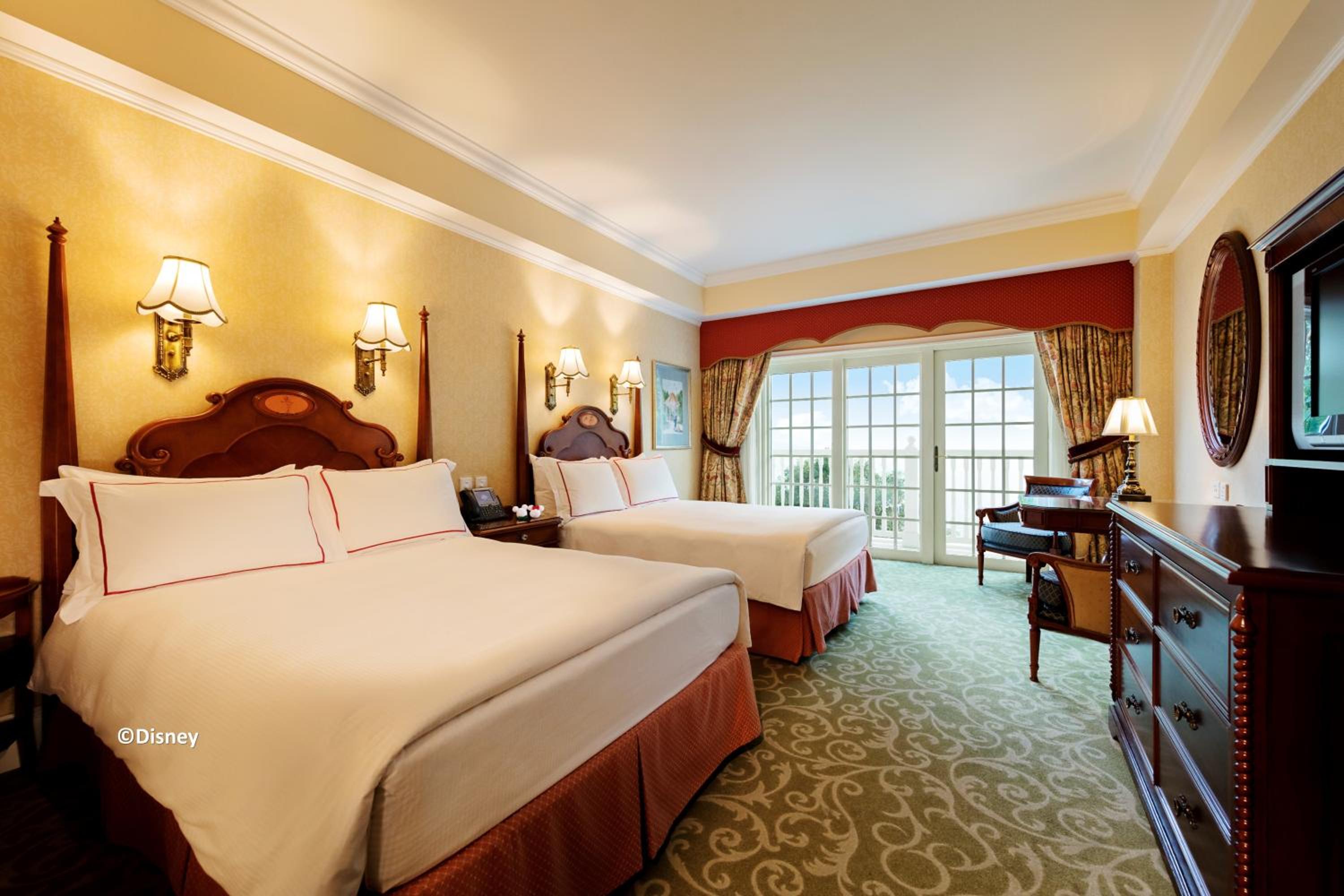 Sea View Room with Balcony with Two Double Beds