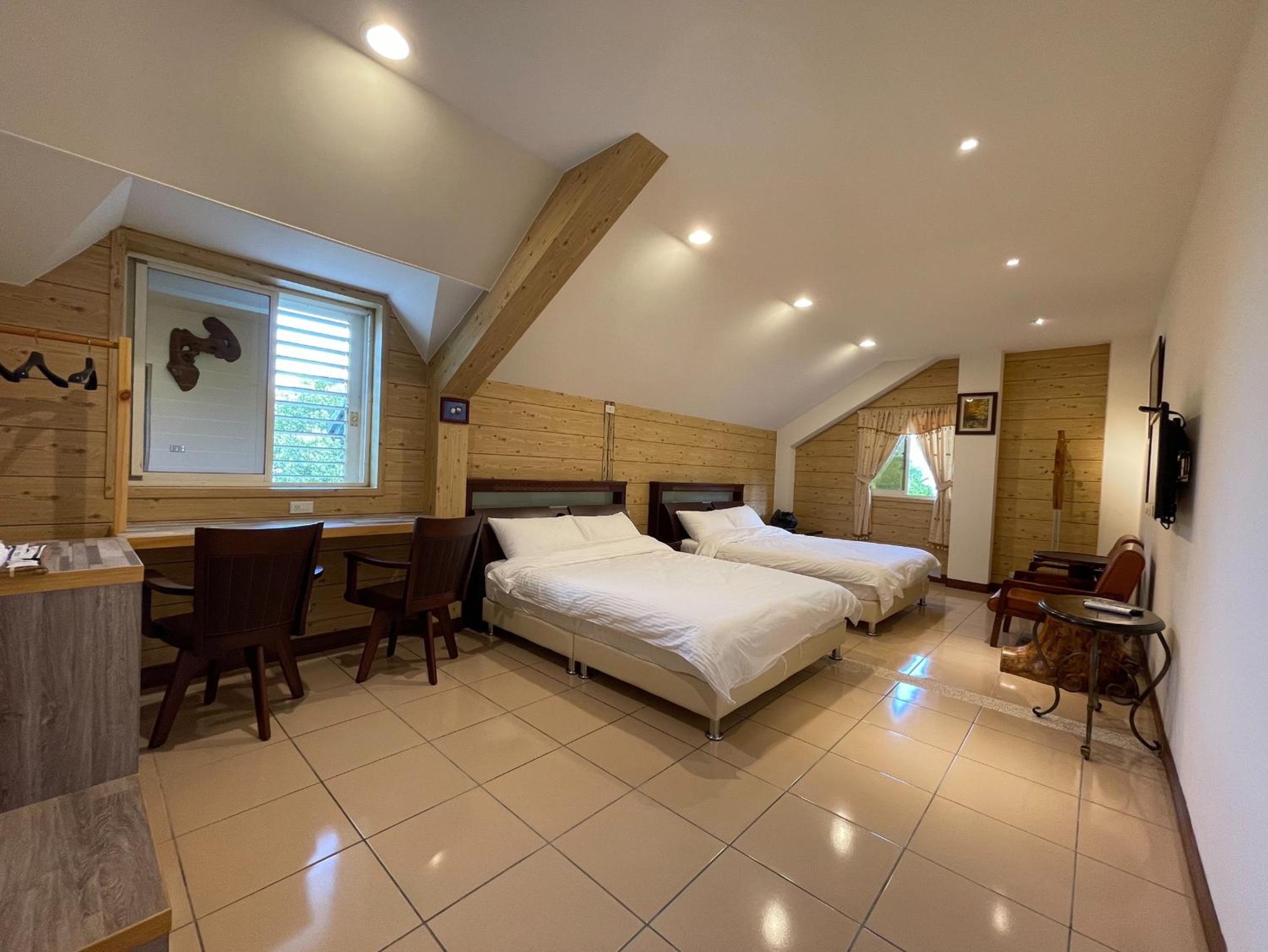 Standard Quadruple Room photo 2