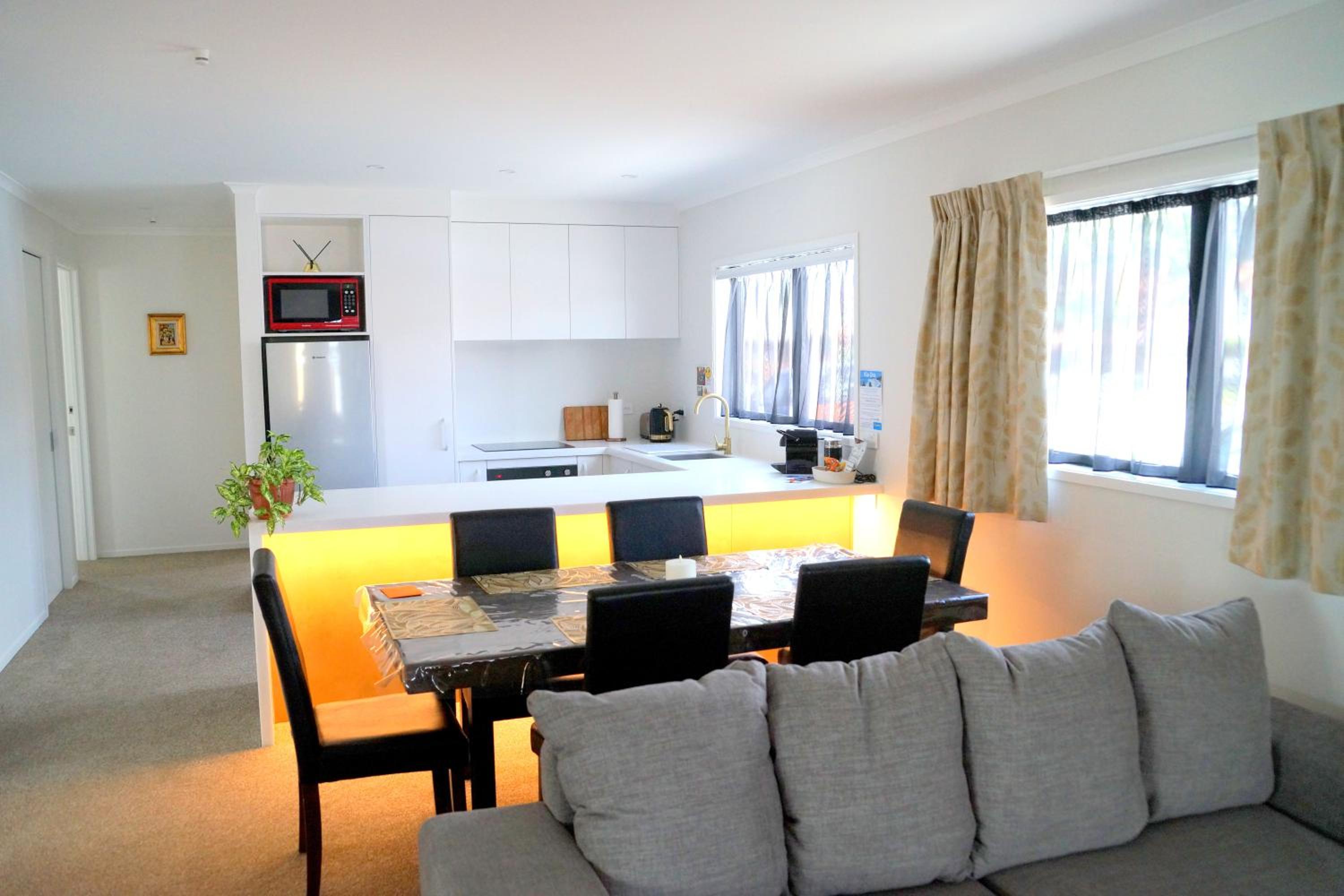 Three-Bedroom Villa - Photo 20
