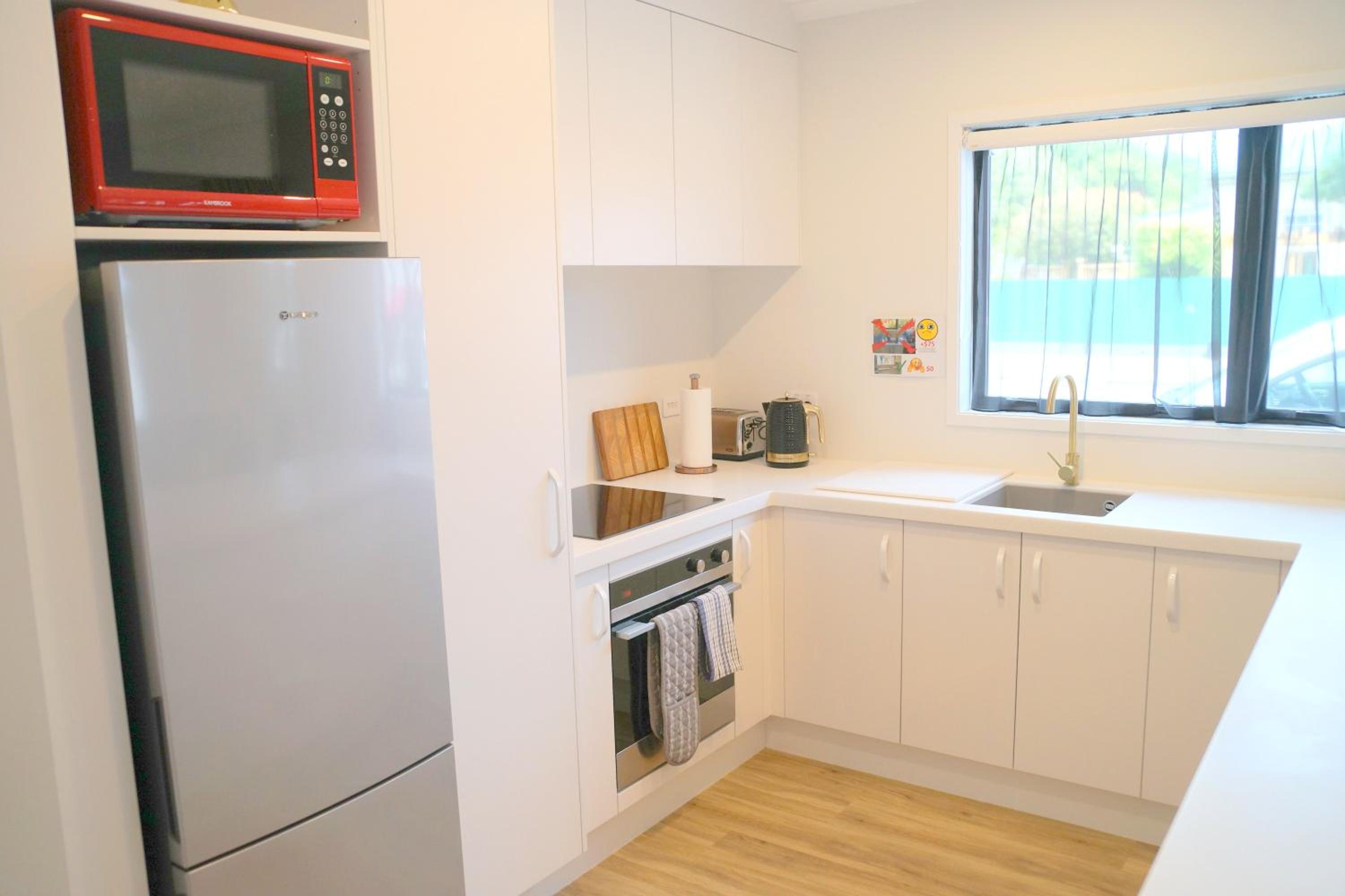 Three-Bedroom Villa - Photo 7