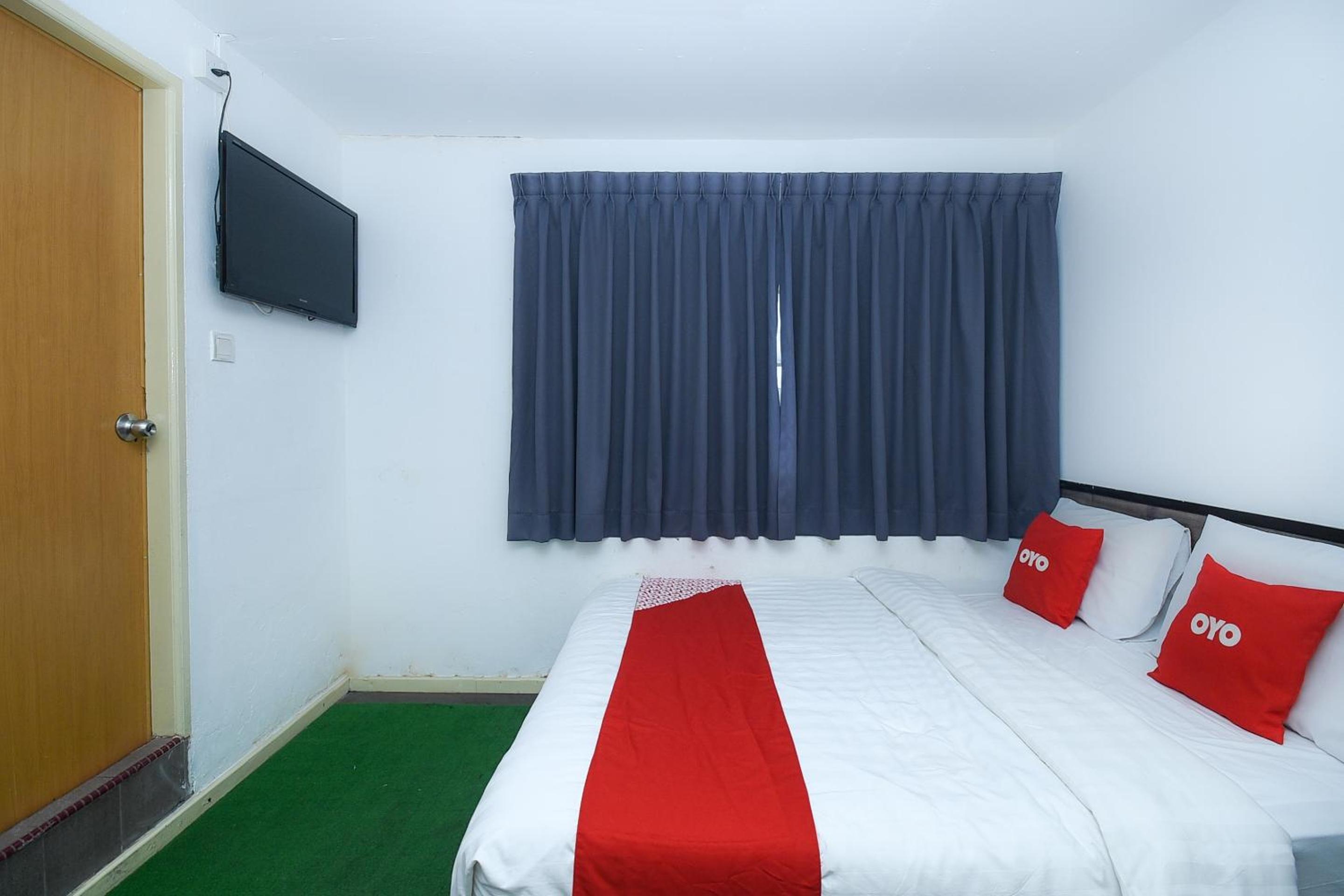 Deluxe Double Room photo 2