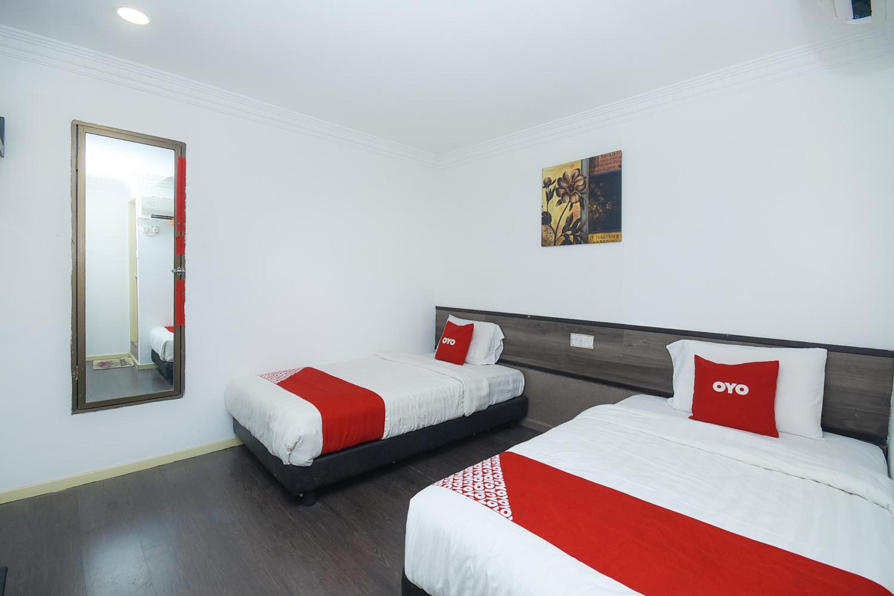 Standard Twin Room photo 3
