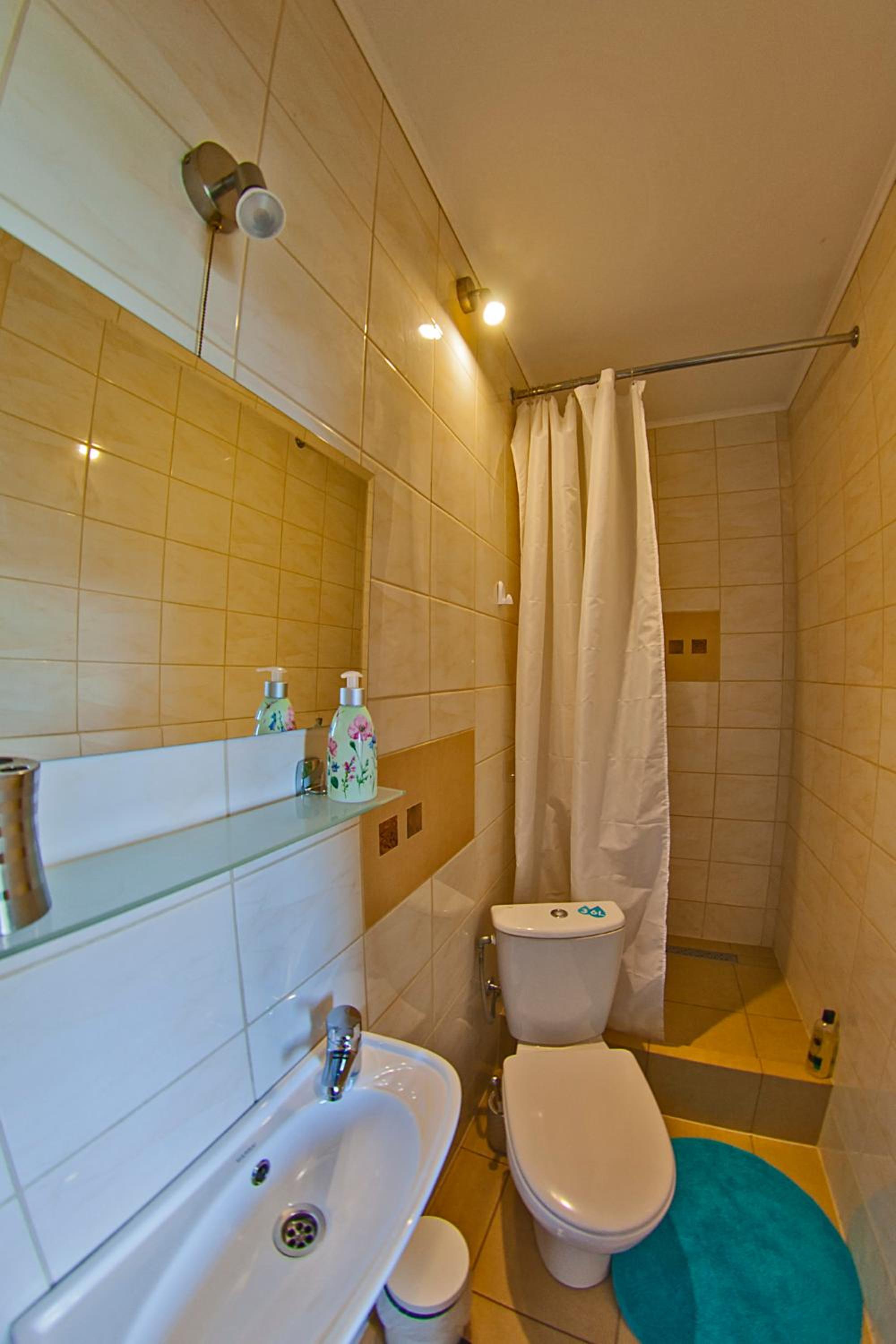 Large Twin Room photo 2