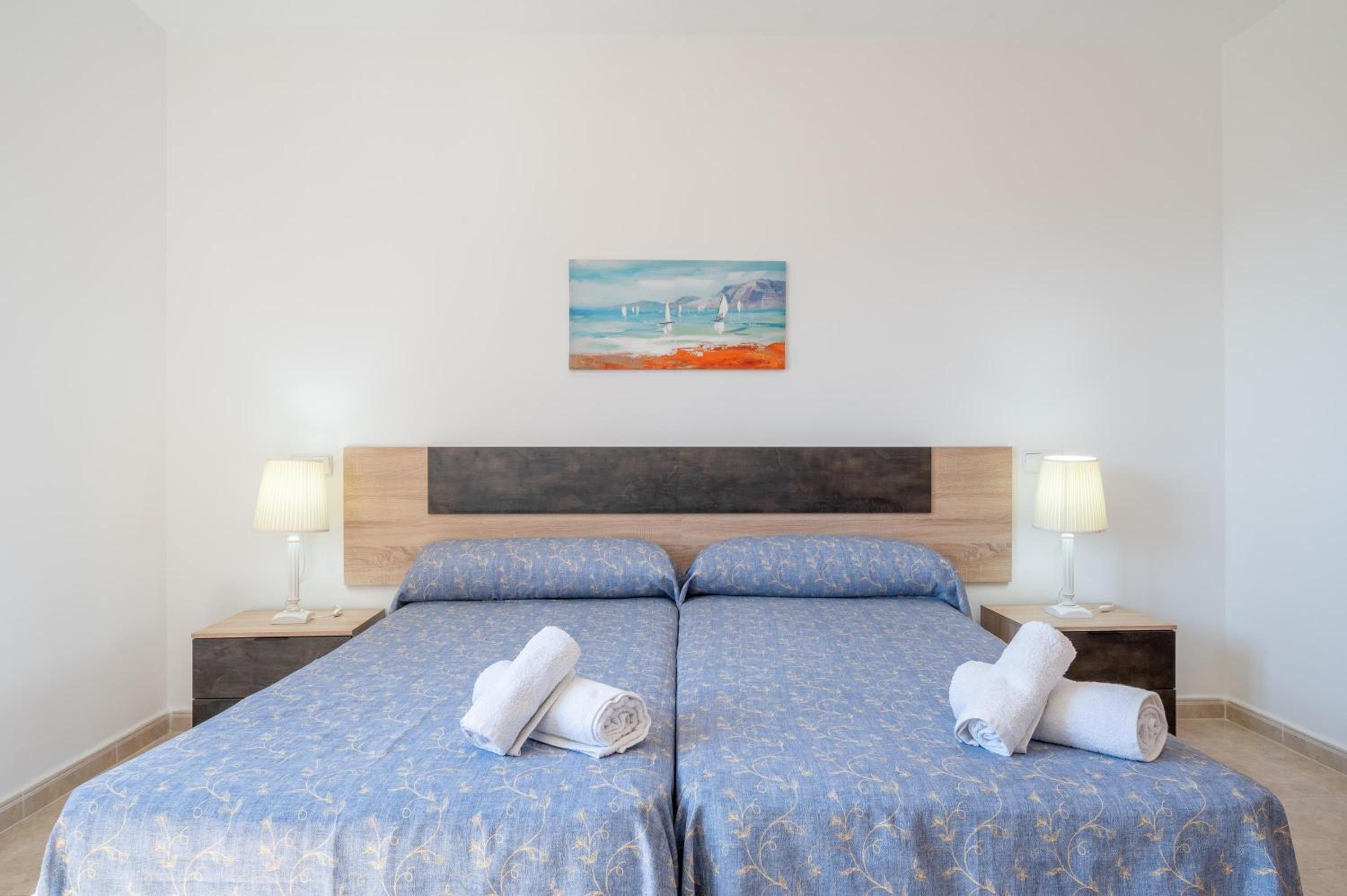 Superior One-Bedroom Apartment with Balcony thumbnail 5