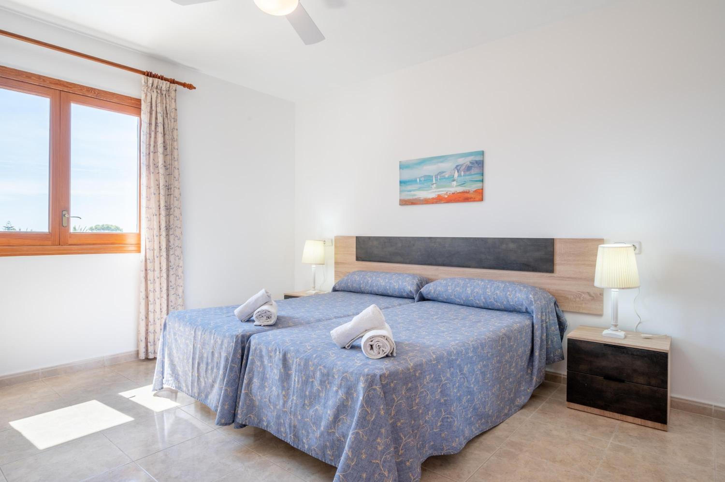 Superior One-Bedroom Apartment with Balcony thumbnail 6